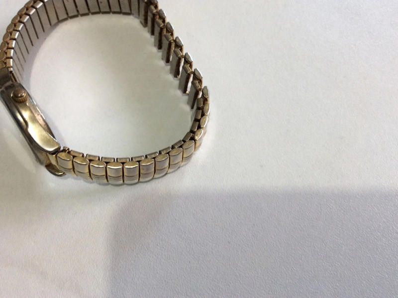 Designer limit ladies white dial bracelet watch Size ONE SIZE - 3 Thumbnail