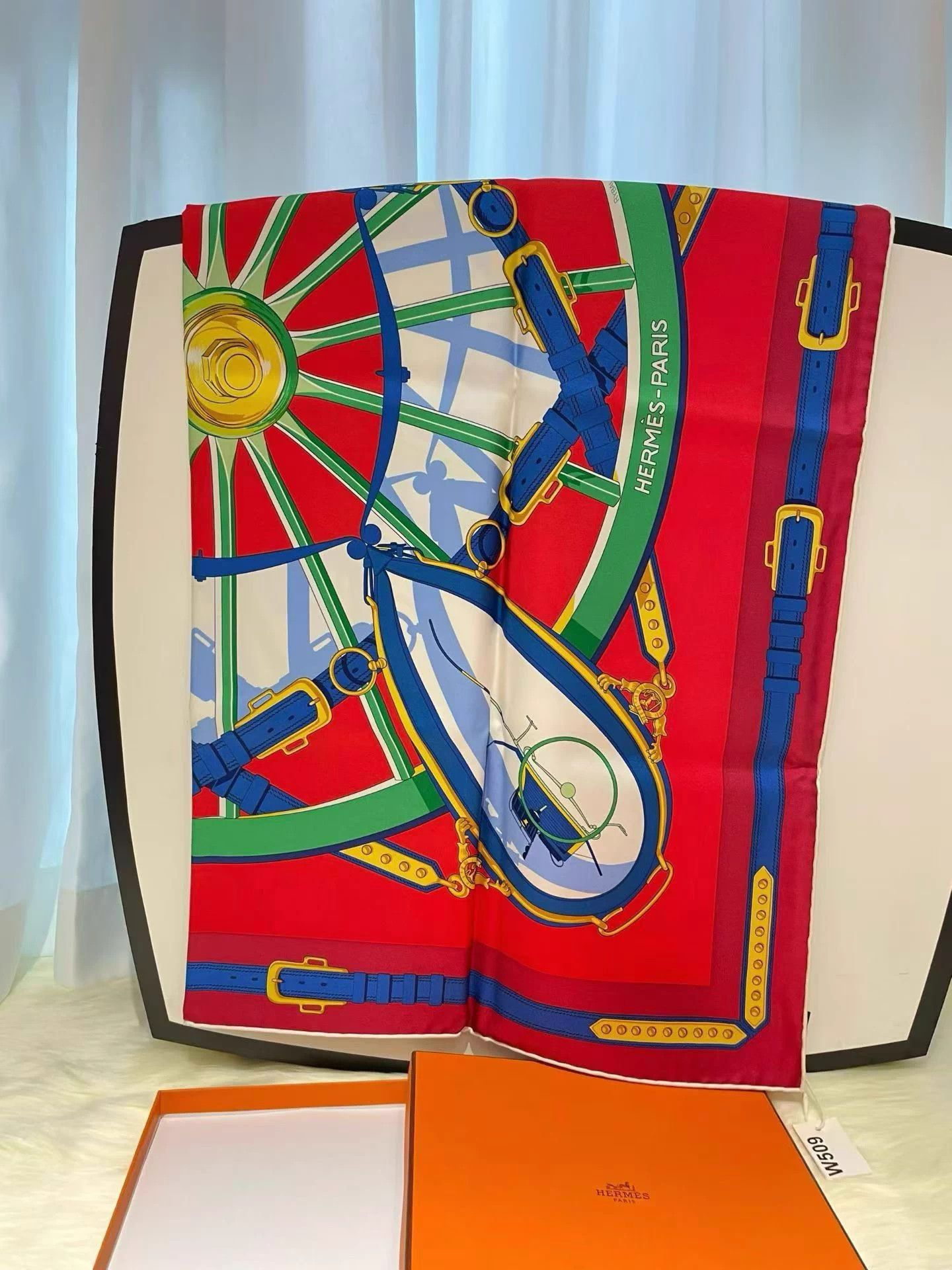 Hermes Hermès Roue de la Liberté 90x90 deadstock scarf Size ONE SIZE - 1 Thumbnail