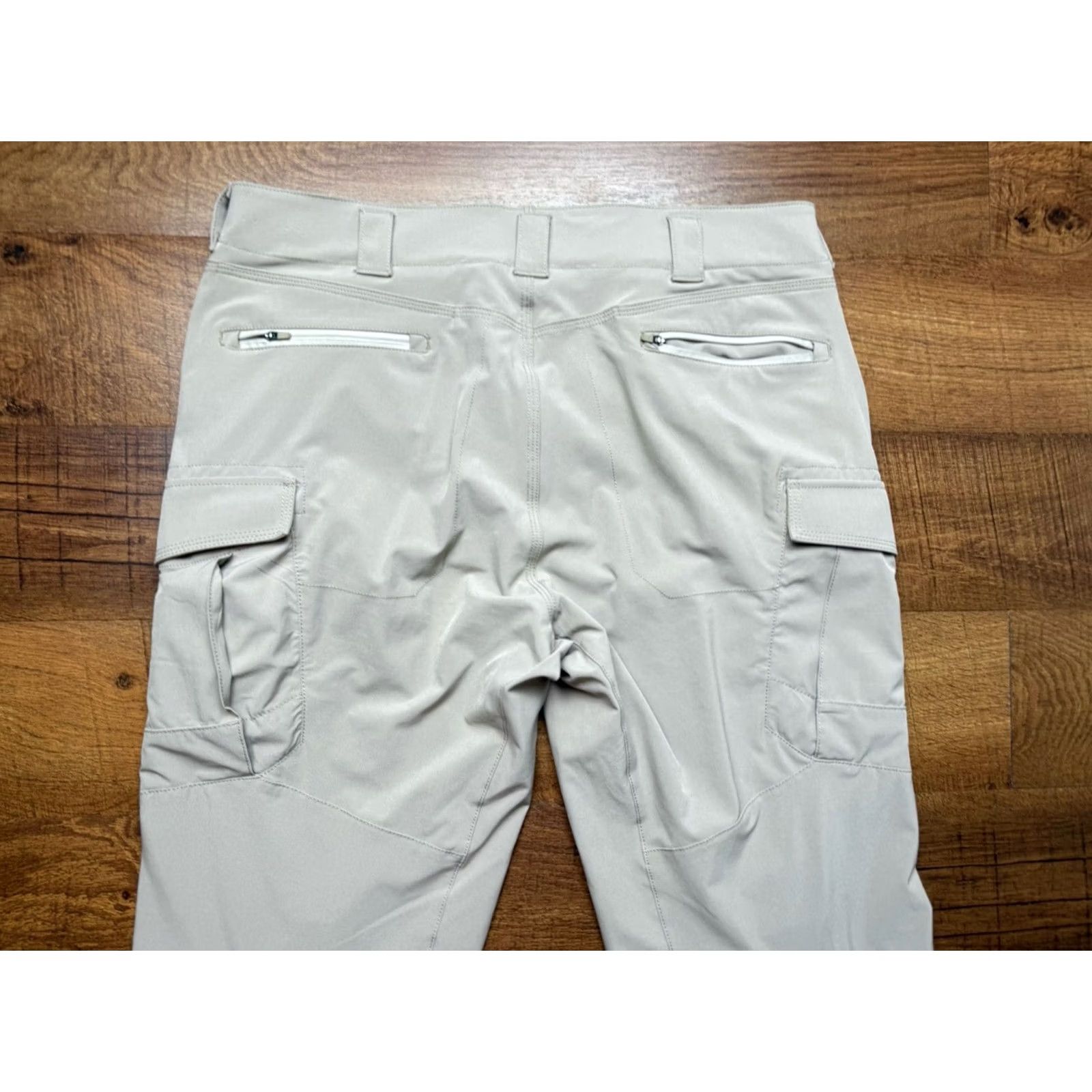 Vintage 5.11 Tactical Mens Cargo Pants - 38x34 Beige Traverse 2.0 Workwear - Utility Size US 38 / EU 54 - 4 Thumbnail