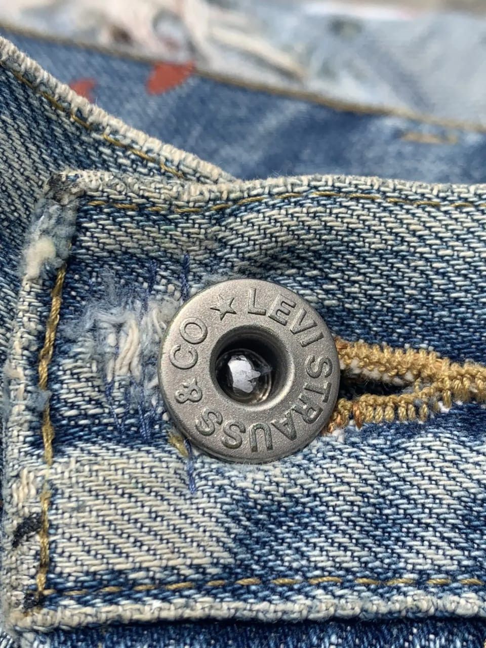 Levi's Vintage Levis 701xx BIG E selvedge dirty painter. Size US 28 / EU 44 - 11 Thumbnail
