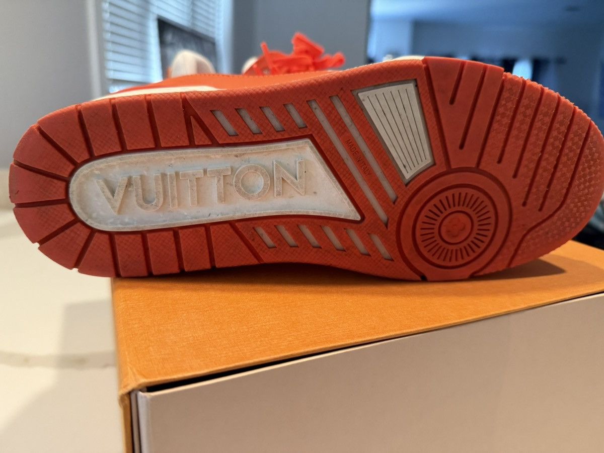 Louis Vuitton Louis Vuitton LV Trainer Sneaker sz 9 Size US 9 / EU 42 - 3 Thumbnail