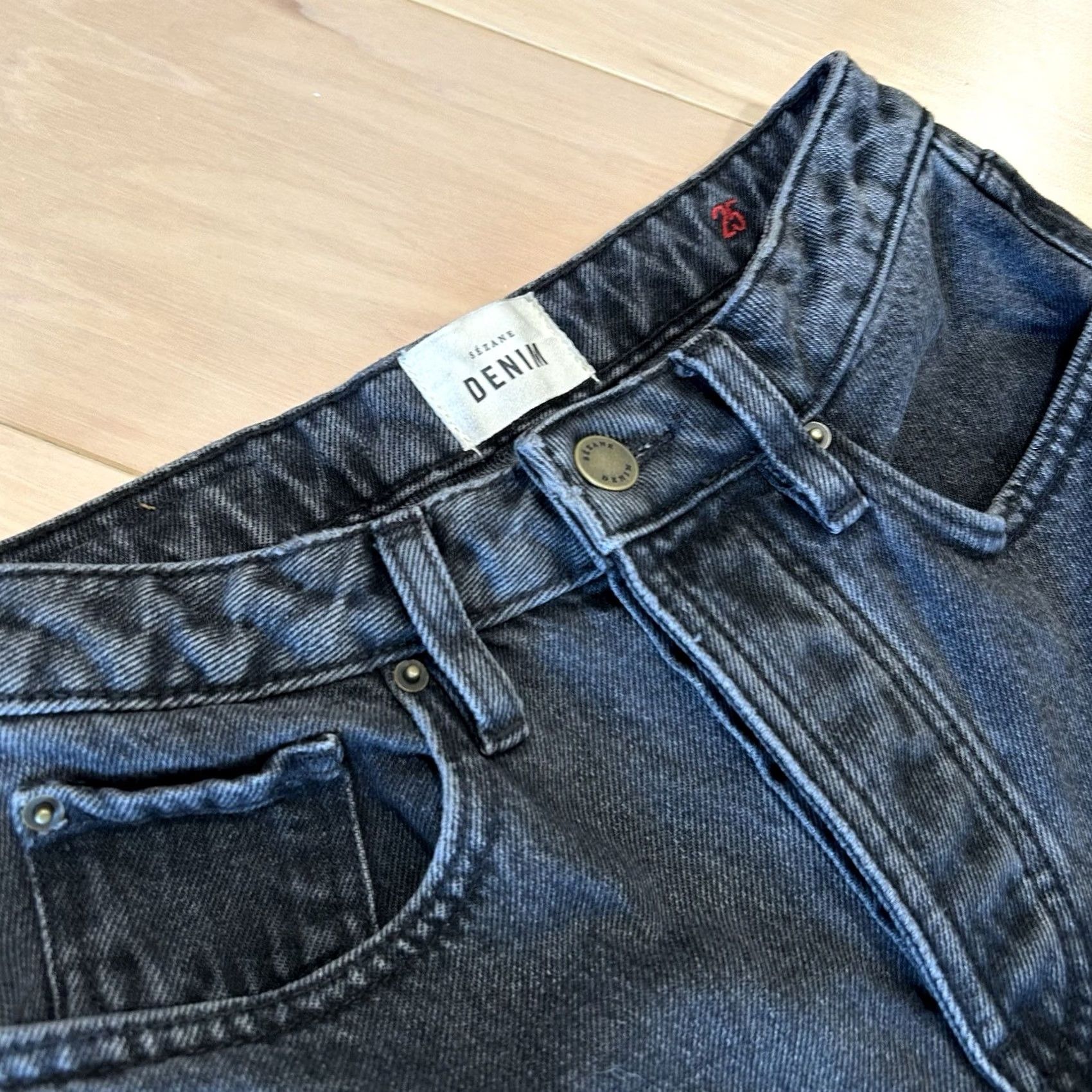 Denime Sezane Denim Jeans Black Ankle Women’s 25” Waist Slim Regular 27 Inseam 9.5 Rise 5-Pocket Button Size 42" / US 20 - 2 Thumbnail