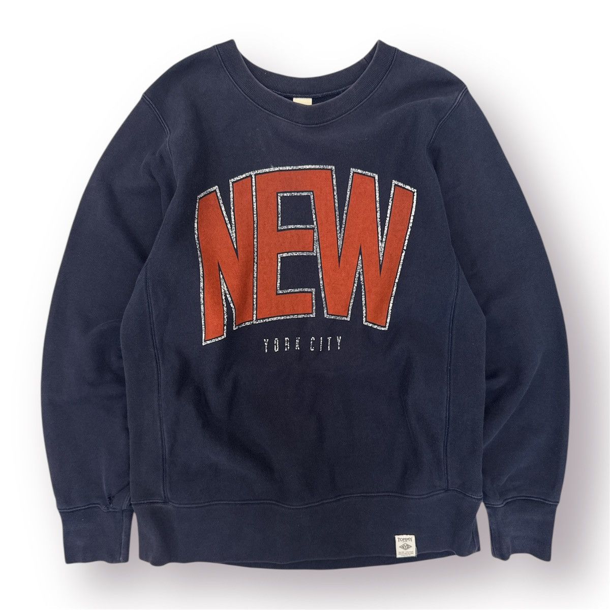 Tommy Jeans ⚡️TOMMY HILFIGER NEW YORK CITY COLLEGE LOGO STREETWEAR SWEAT Size US M / EU 48-50 / 2 - 1 Thumbnail