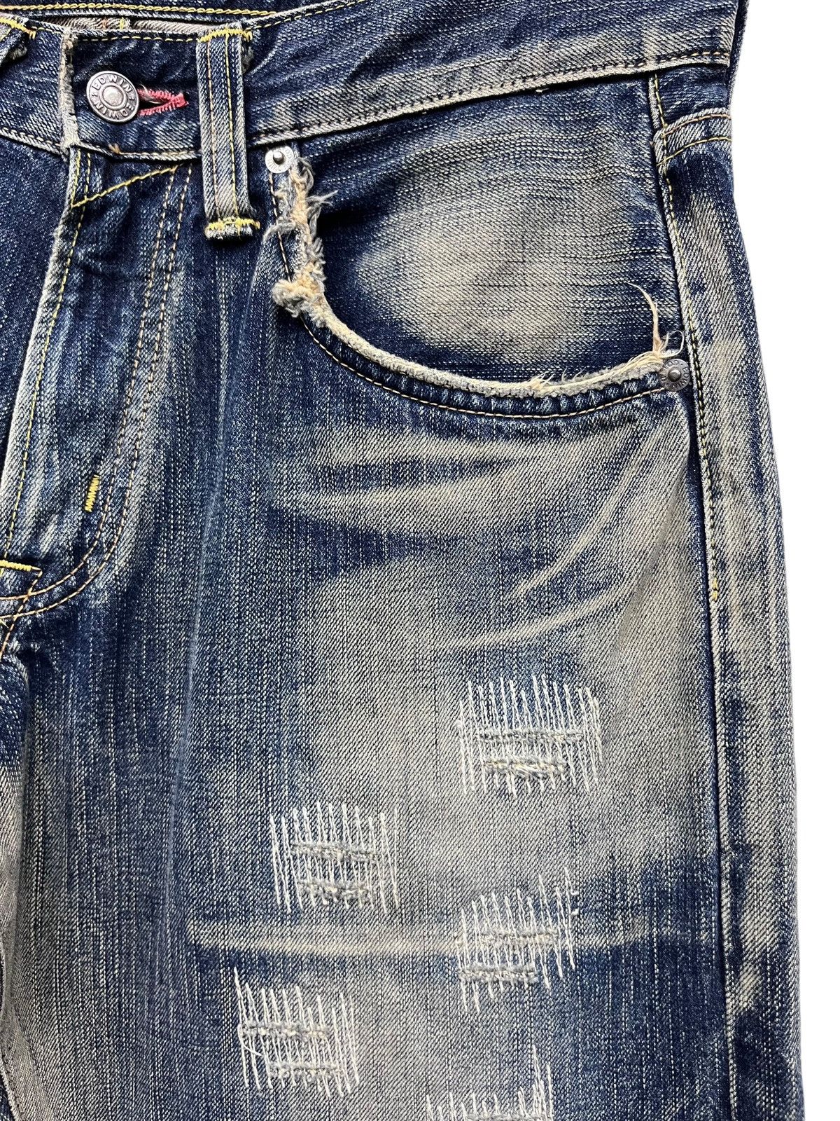 Edwin FYE🔥Vintage EDWIN 504 Japan Grunge ZigZag Distressed Denim Size US 30 / EU 46 - 10 Thumbnail