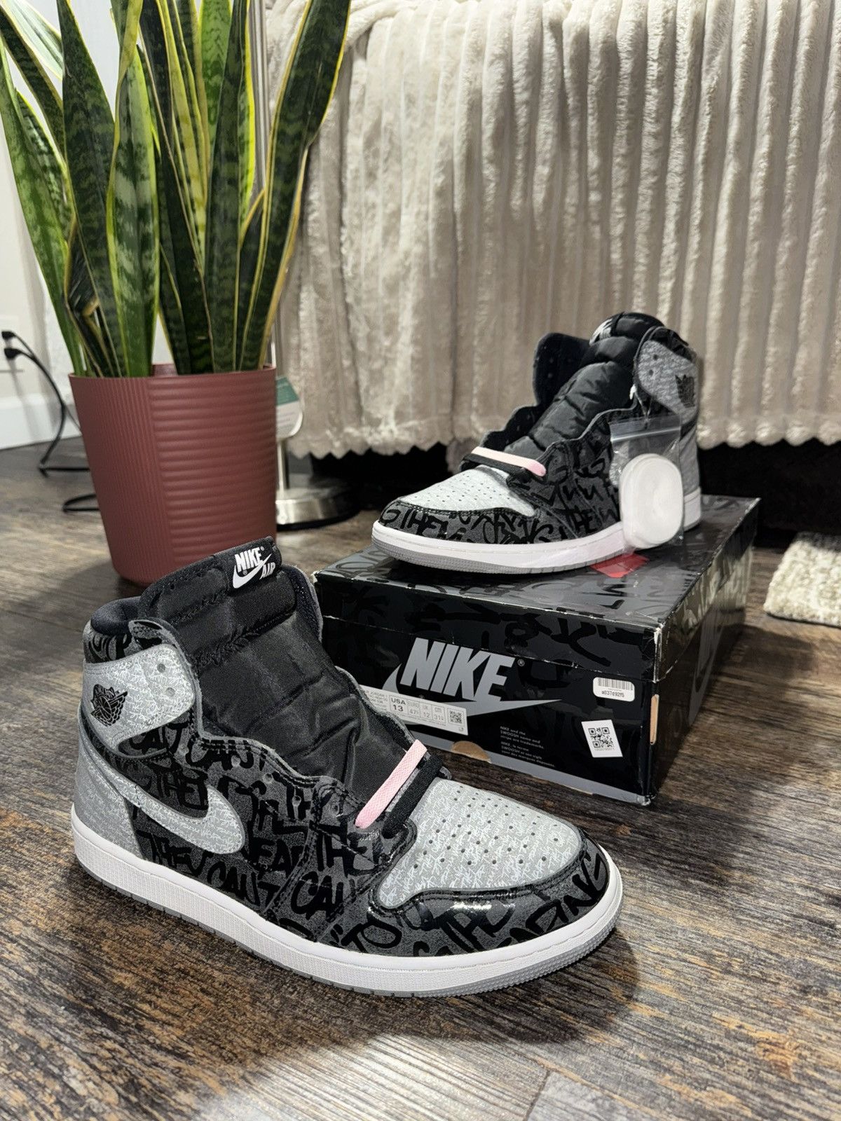 Jordan Brand Air Jordan 1 High Rebellionaire OG Size US 13 / EU 46 - 1 Thumbnail