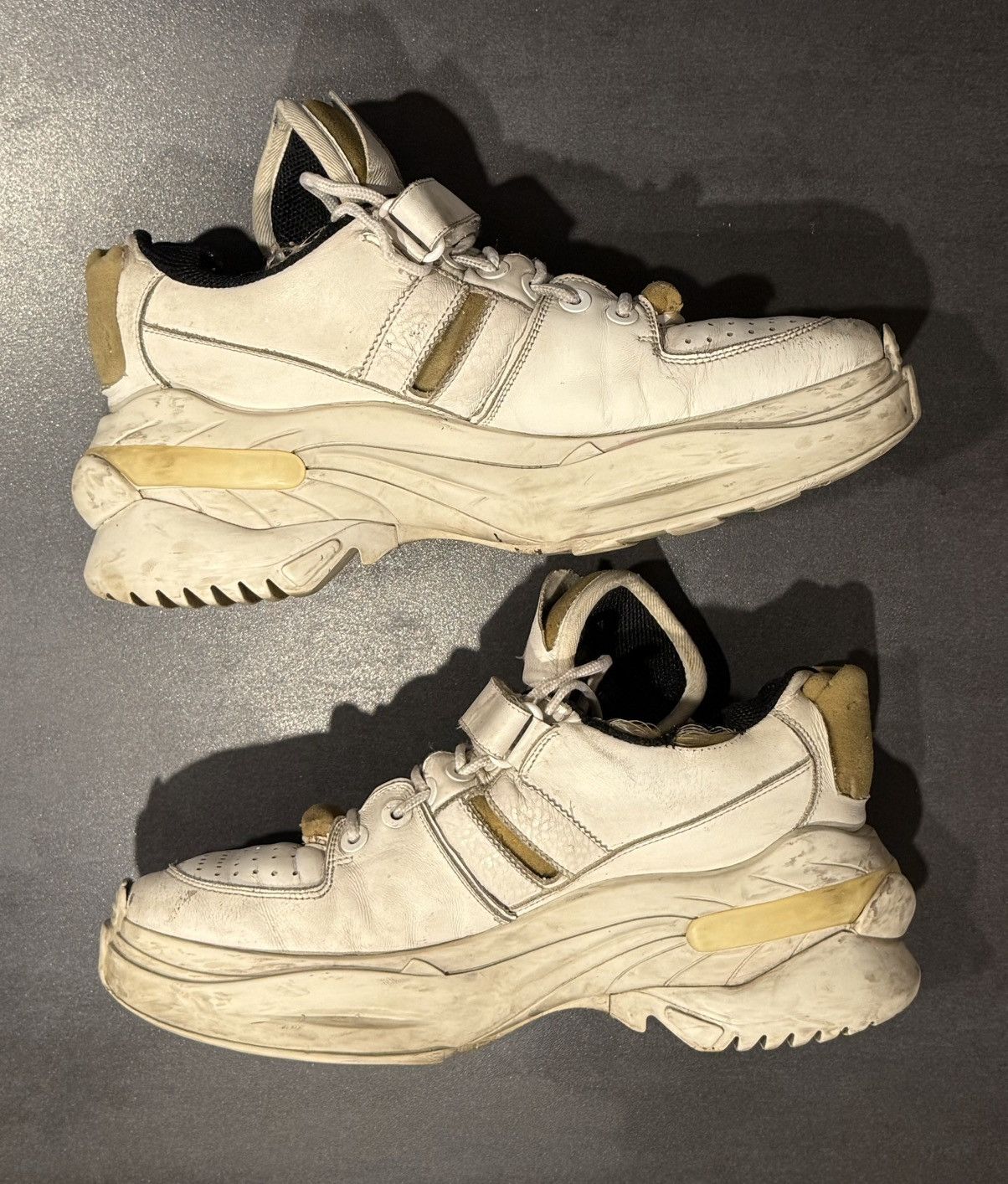 Maison Margiela Maison Margiela Retro Fit Artisanal Distressed Sneaker Size US 11 / EU 44 - 3 Thumbnail