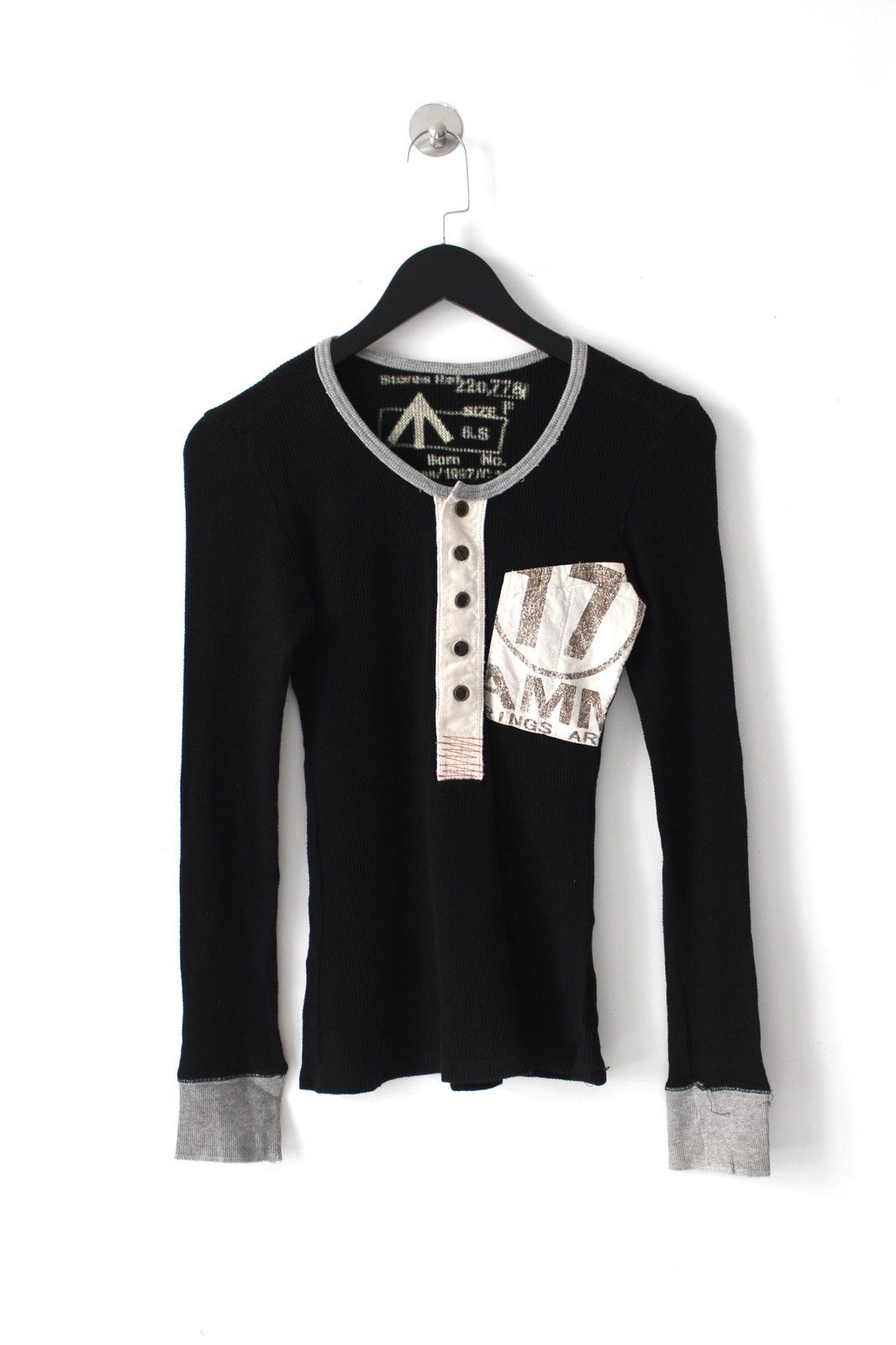 Japanese Brand 2000S OLD BETTY’S “UTILITY POCKET” WAFFLE HENLEY Size S / US 4 / IT 40 - 1 Thumbnail