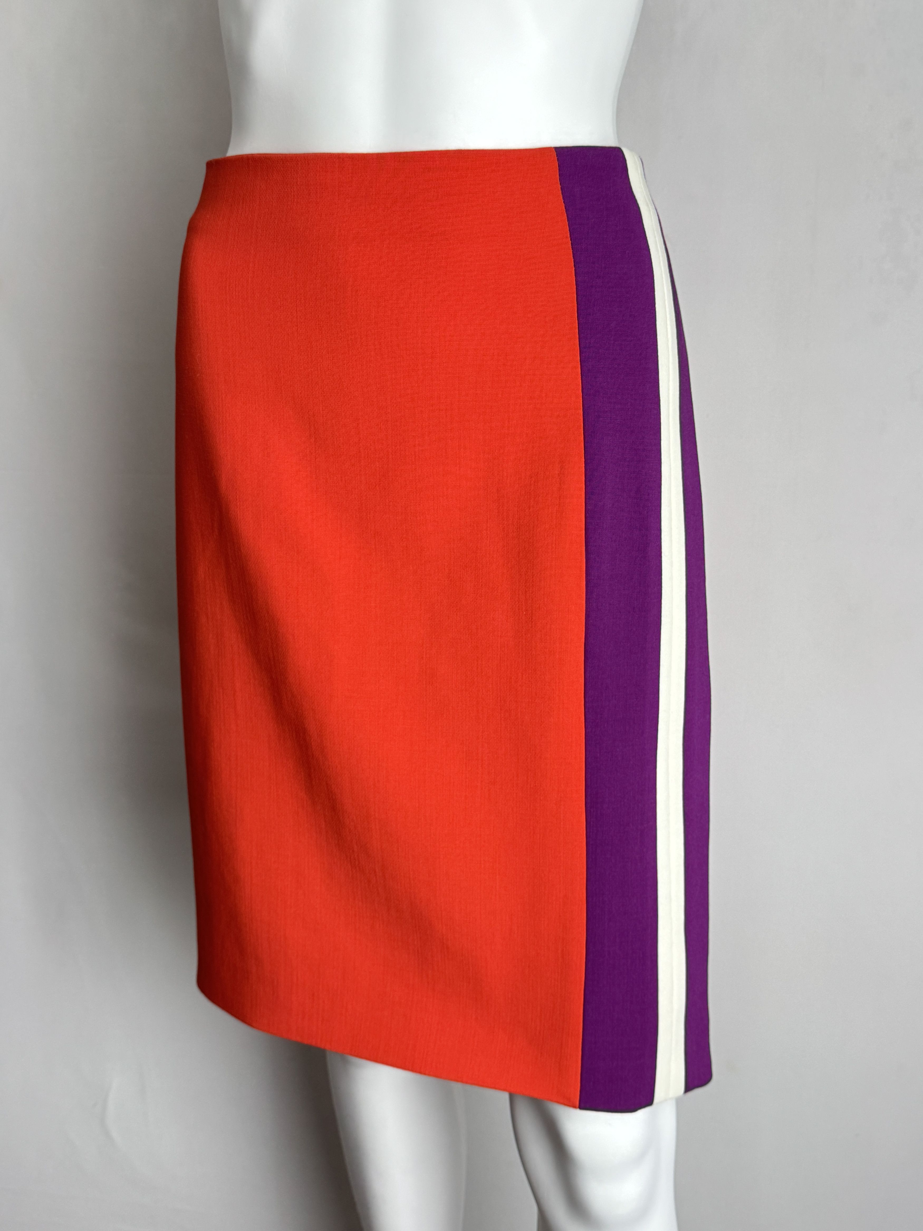 Fendi FENDI women’s wool pencil skirt, made in Italy Size 30" / US 8 / IT 44 - 7 Thumbnail