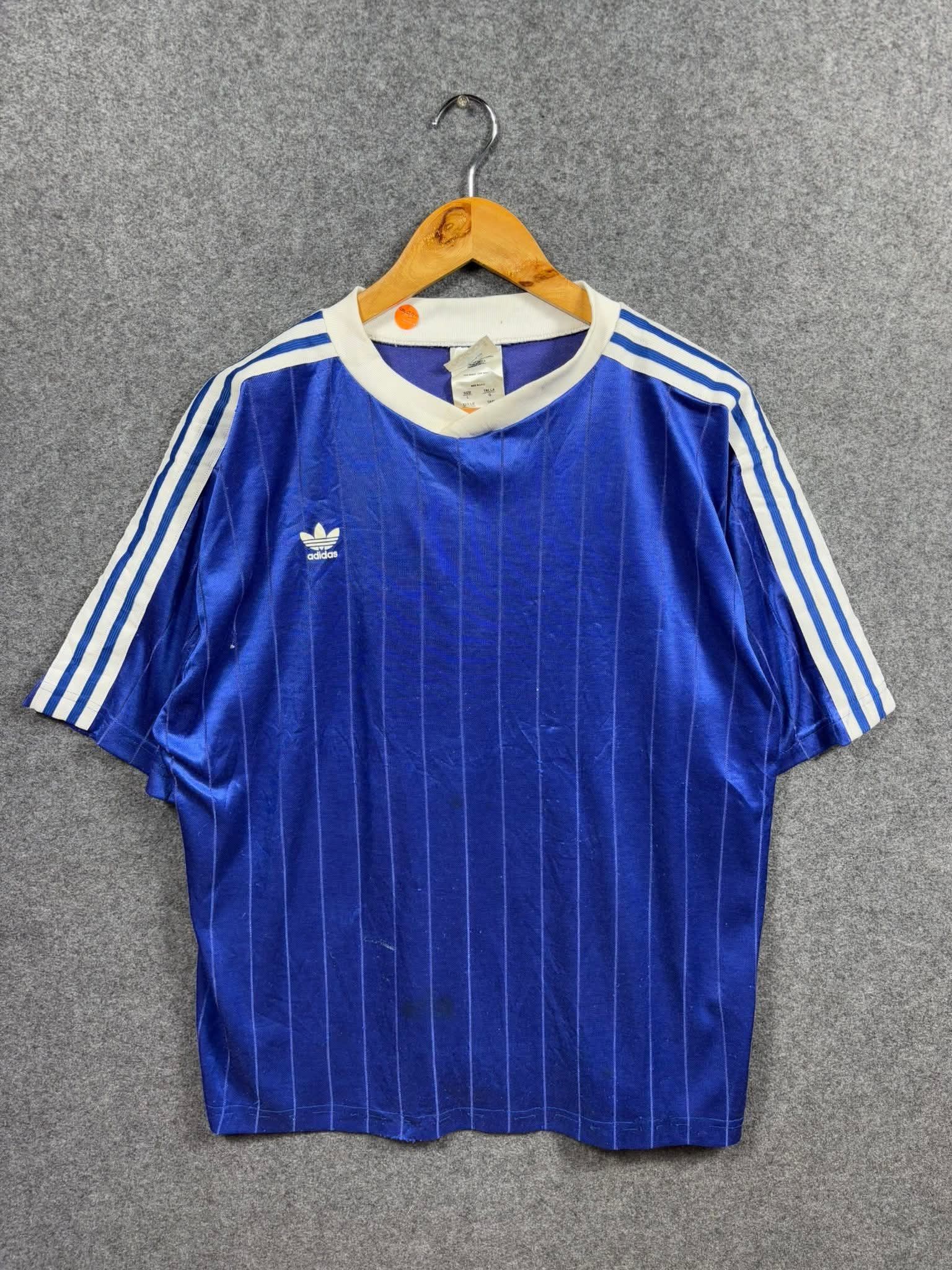 Adidas 90s Adidas Jersey Classic Stripes Back Numbers 15 Size US L / EU 52-54 / 3 - 1 Thumbnail