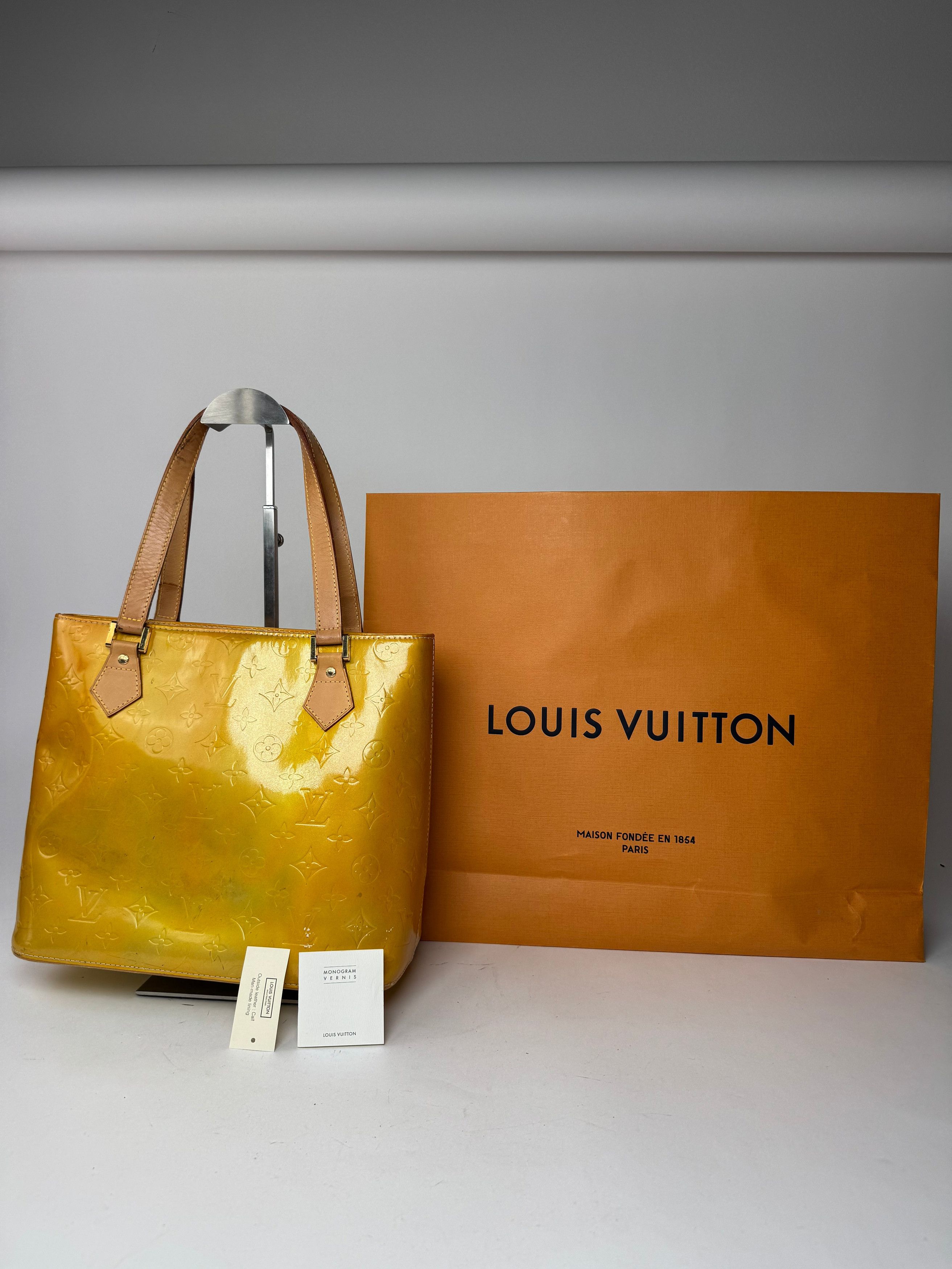 Louis Vuitton Vintage Vernis Leather Bag Yellow Size ONE SIZE - 1 Thumbnail