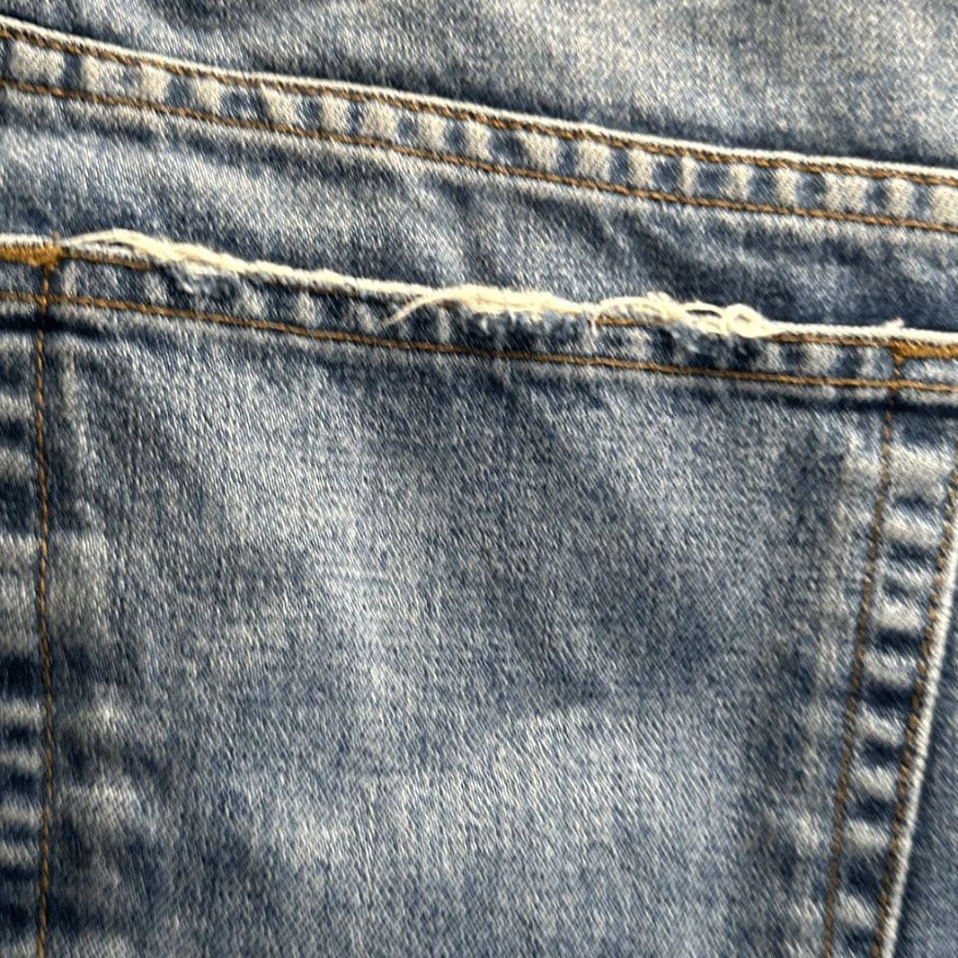 Reformation Reformation Distressed Cut Off Shorts size 30 Button Fly Womens Blue 30 Women Shorts Size 30" / US 8 / IT 44 - 5 Thumbnail