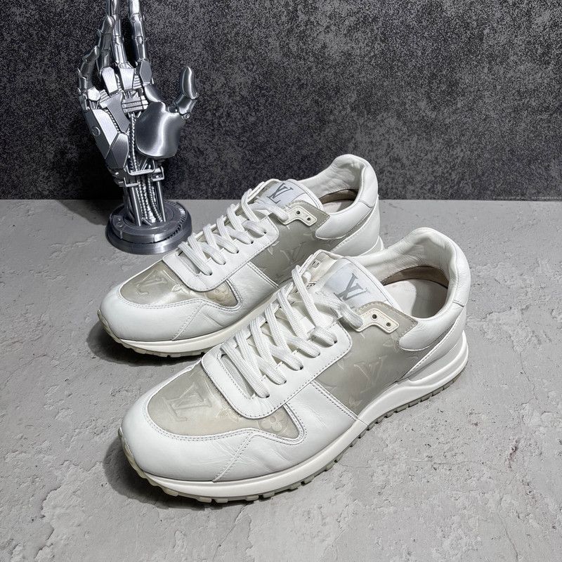 Louis Vuitton Louis Vuitton Monogram Logo Running Shoes 0079 Size US 8 / EU 41 - 1 Thumbnail