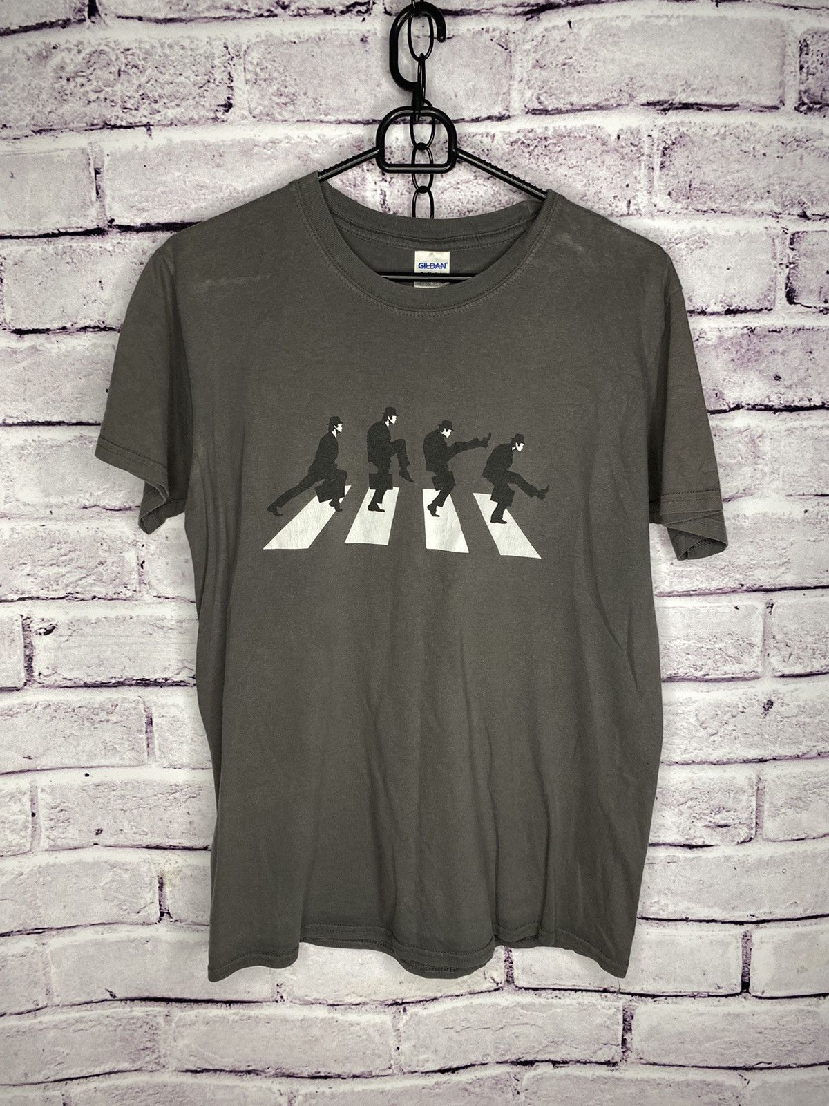 Other MENS PAGBILAN Silly Walks Tshirt Vintage Band Tees Size US M / EU 48-50 / 2 - 1 Thumbnail