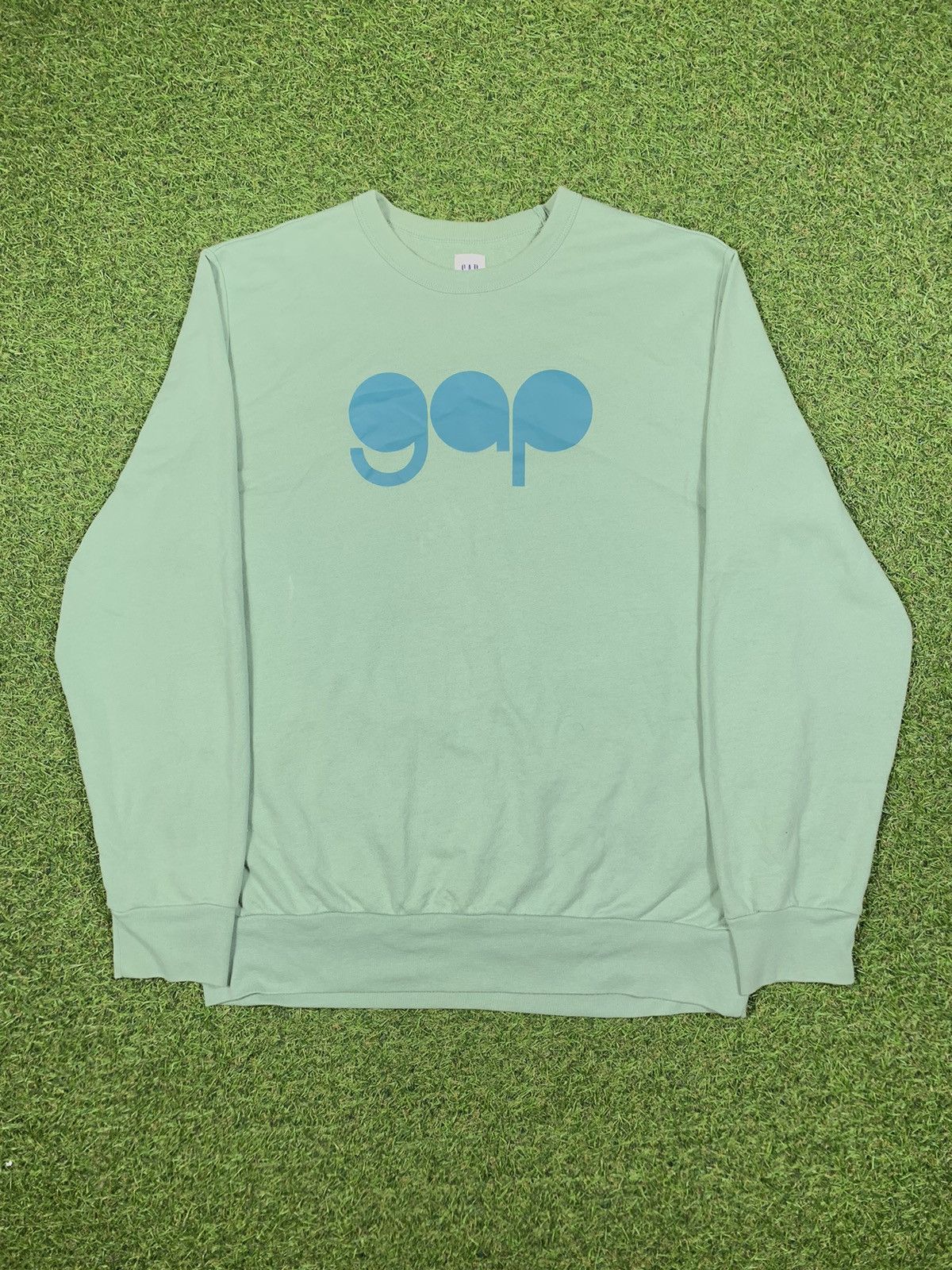 Gap Vintage Gap sweatshirt big logo streetwear size L Size US L / EU 52-54 / 3 - 1 Thumbnail