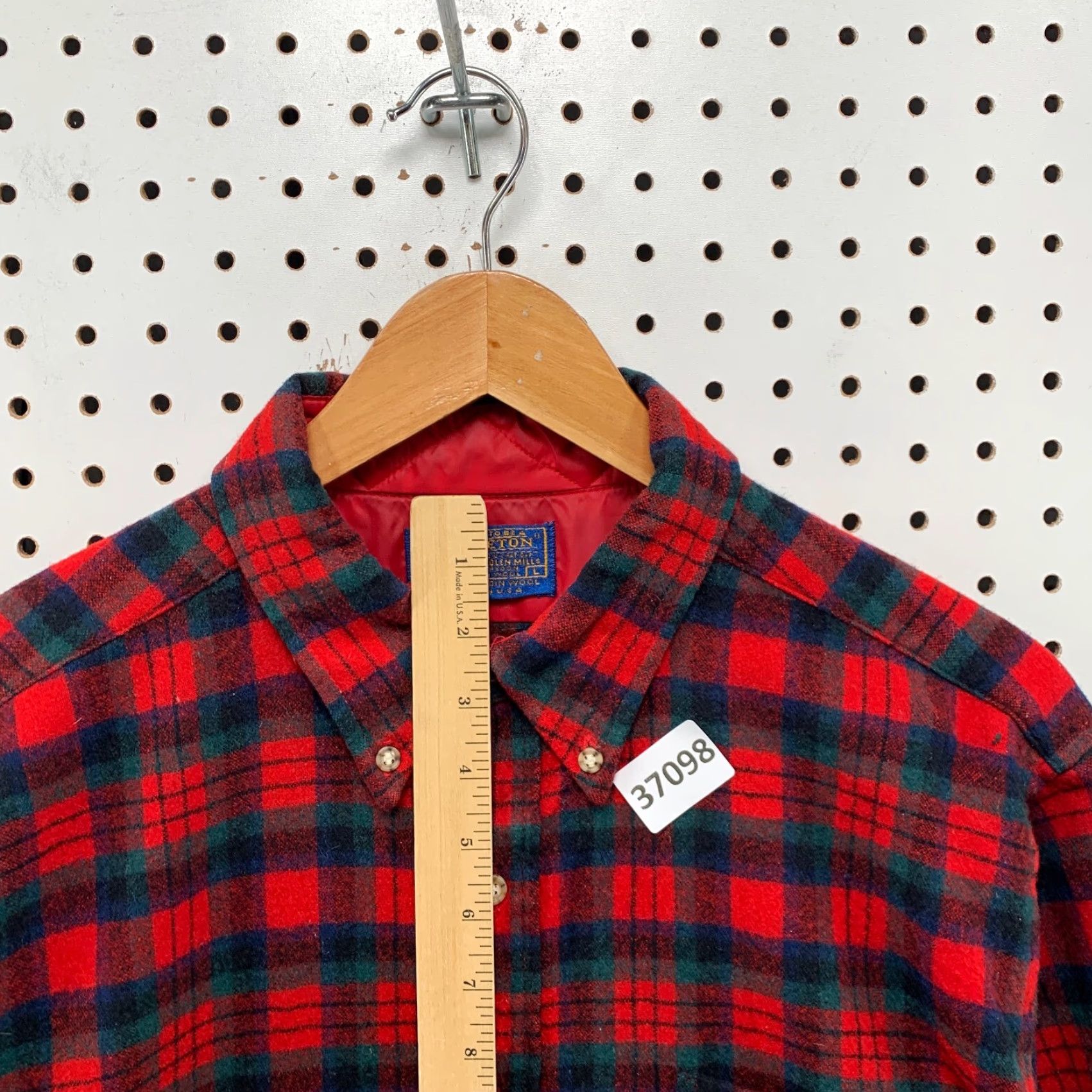 Pendleton VINTAGE Pendleton Button Dow Shirt Mens L Red Plaid Wool Made USA 23x31.5 Button-Up Collared Wool Flannel Sportsman USA Mens Size US L / EU 52-54 / 3 - 7 Thumbnail