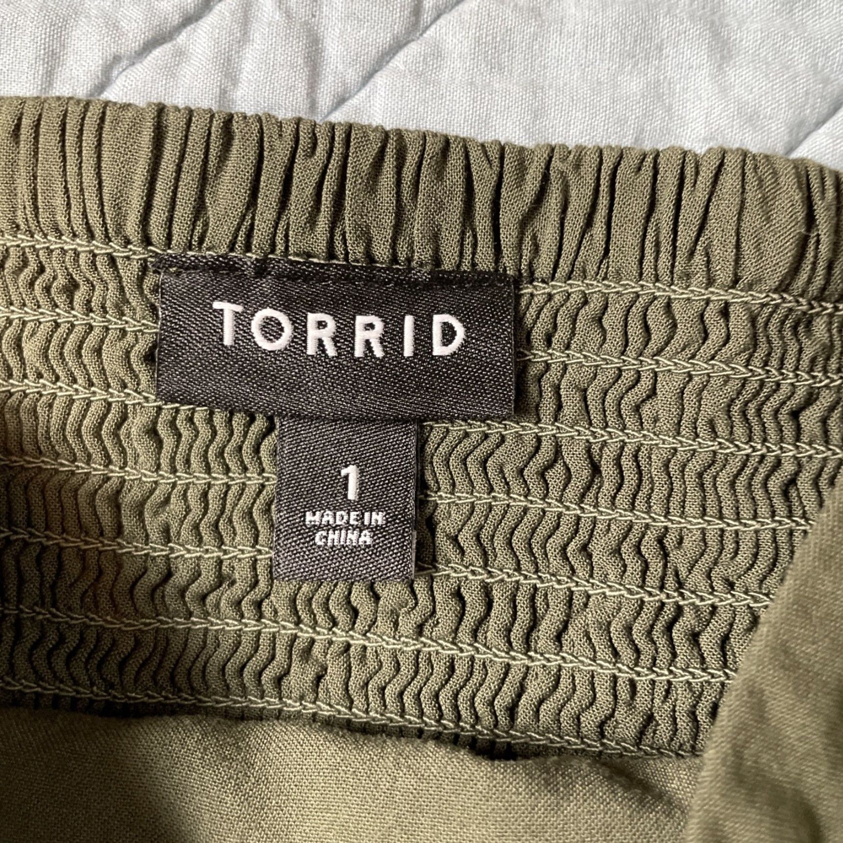 Torrid Torrid Sundress Olive Green Pockets Adjustable Straps Smocked Back Midi 100% Cotton Sleeveless Plus Size 1 Womens Size XS / US 0-2 / IT 36-38 - 3 Thumbnail