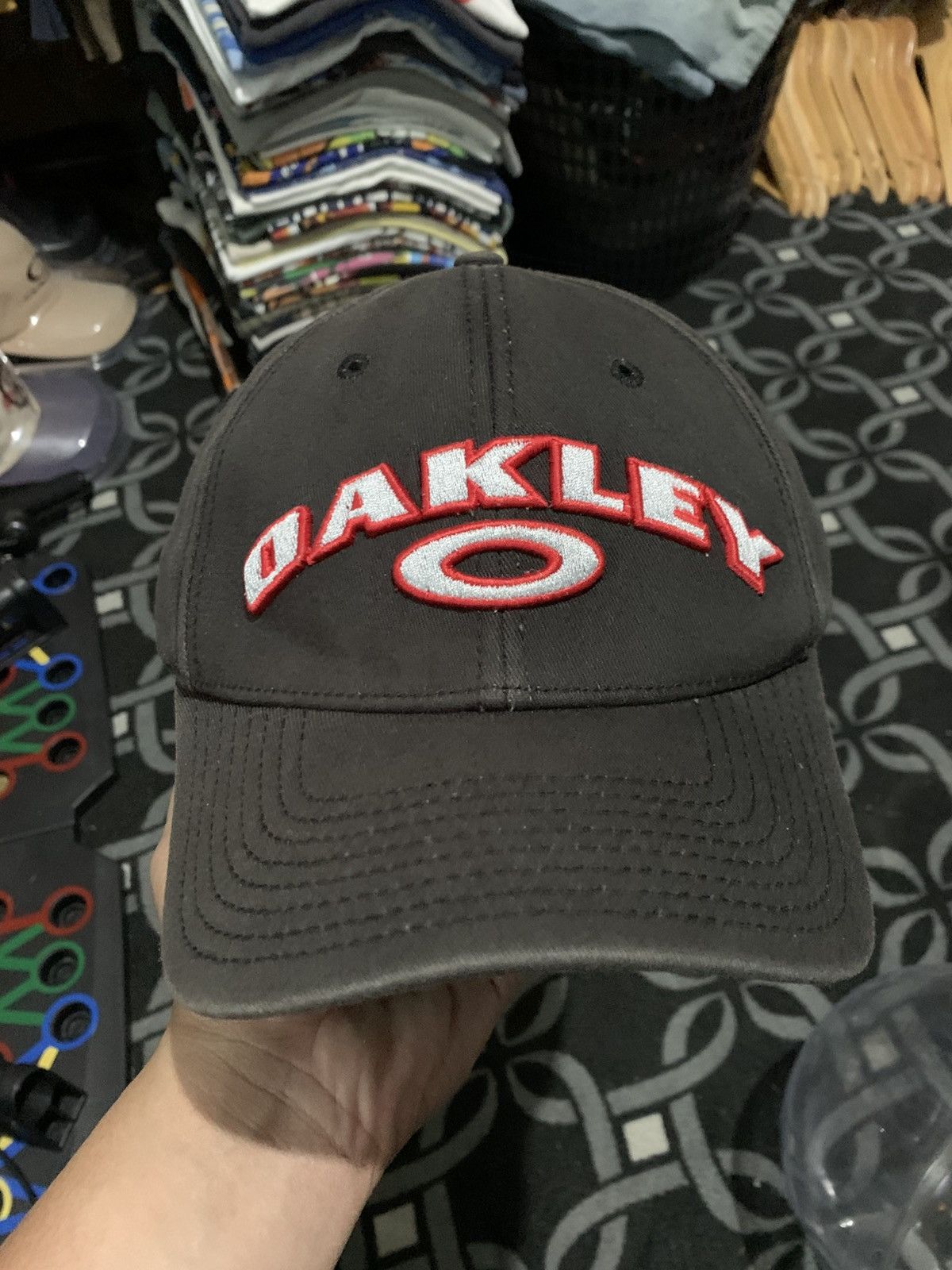 Oakley Vintage Faded Oakley Cap Size ONE SIZE - 1 Thumbnail
