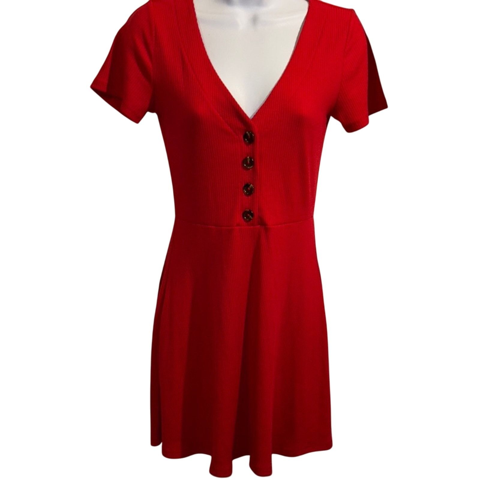 Forever 21 Forever 21 Elegant Red Button-Front Dress - Small Size S / US 4 / IT 40 - 1 Thumbnail