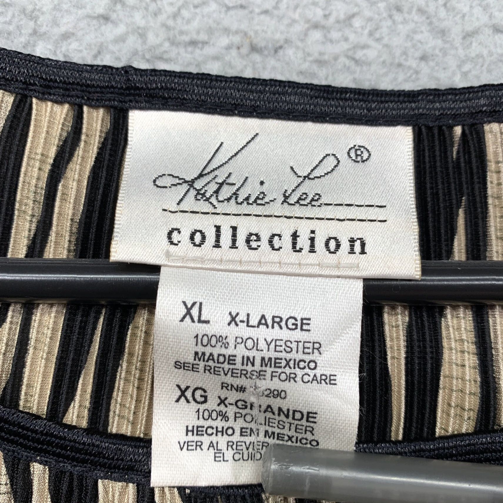Lee KATHIE LEE Pullover Top Woman's XL Black Tan Textured Soft Stretch Short Sleeve Size XL / US 12-14 / IT 48-50 - 7 Thumbnail
