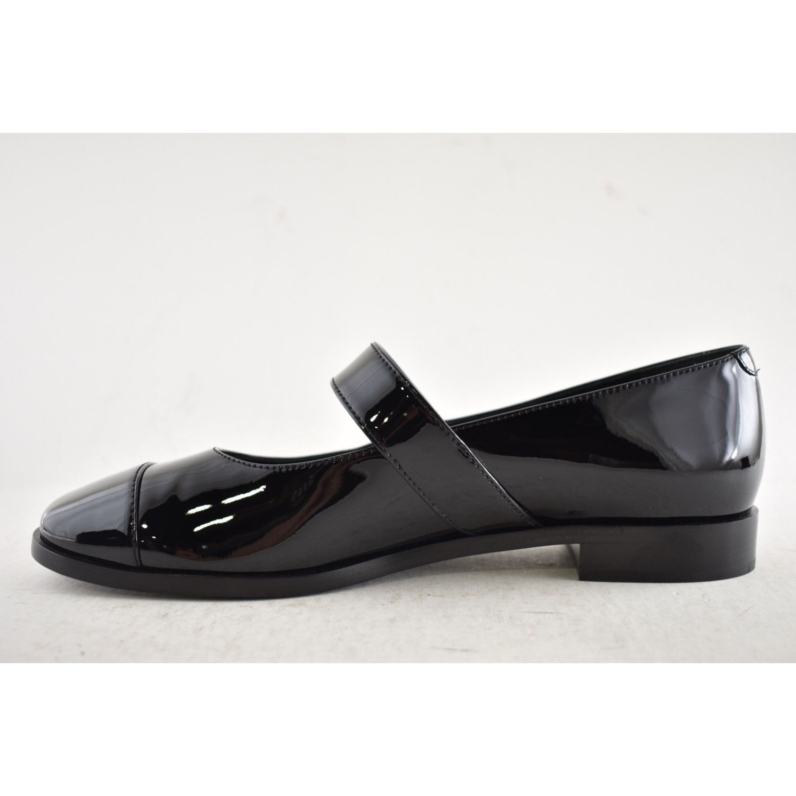 Chanel Chanel Black Patent Turnlock CC Mary Jane Ballet Flat 40 Size US 10 / IT 40 - 13 Thumbnail