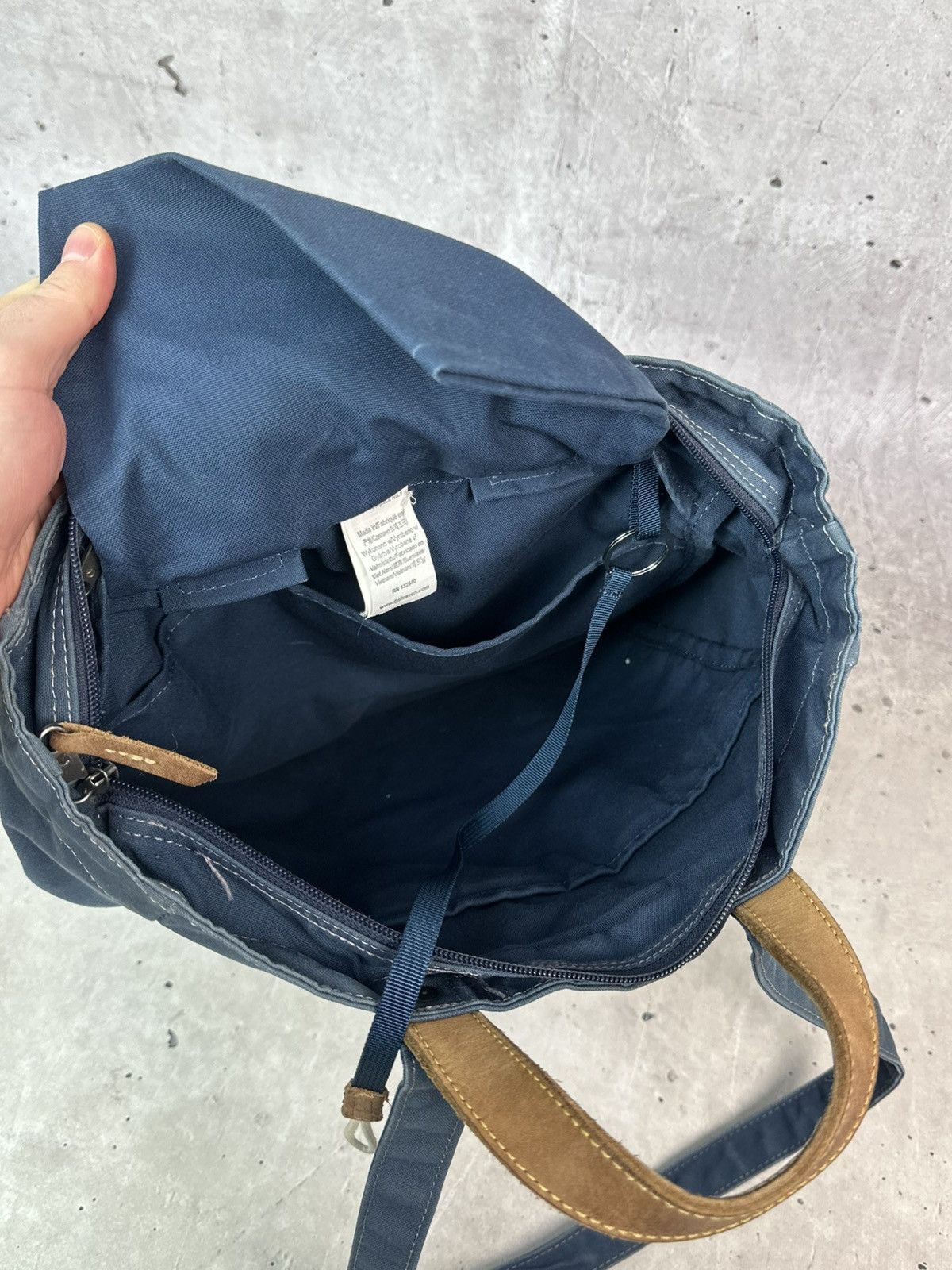 Fjallraven Fjallraven Totepack No. 1 Blue G-1000 Convertible Bag Size ONE SIZE - 11 Thumbnail