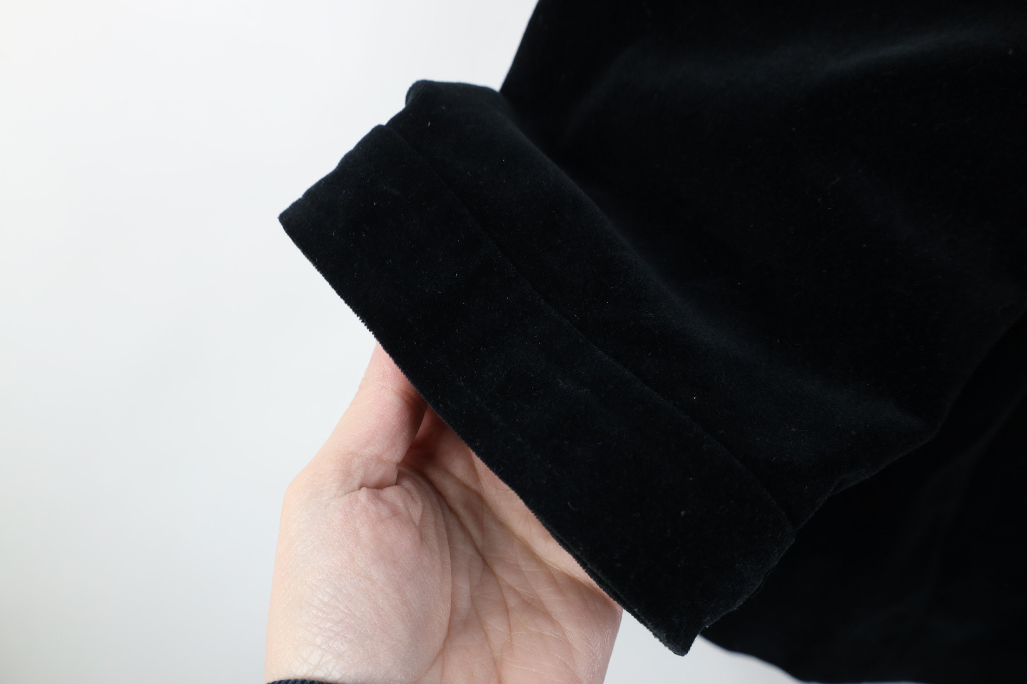 Banana Republic Vintage Banana Republic Velvet Velour Button Jacket Black Size L / US 10 / IT 46 - 5 Thumbnail