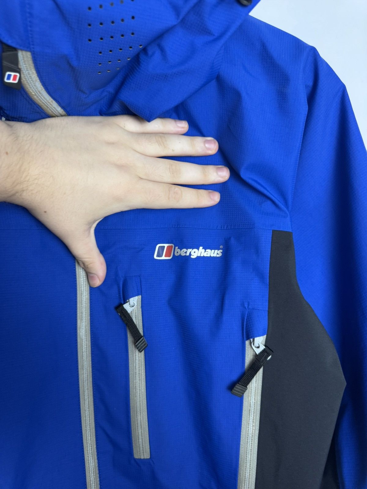 Berghaus Very Rare Berghaus Attrition II GORE-TEX® Pro Shell Size US S / EU 44-46 / 1 - 11 Thumbnail