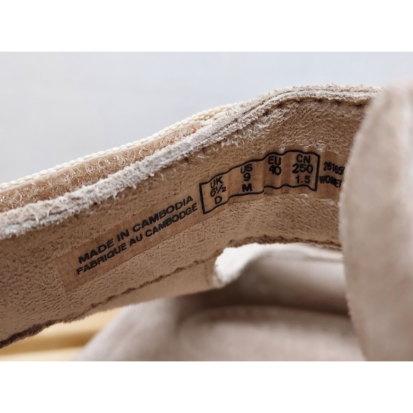 Clarks Clarks Womens | Sand | Suede Amanda Step Sandals Size 9 Size US 9 / IT 39 - 9 Thumbnail