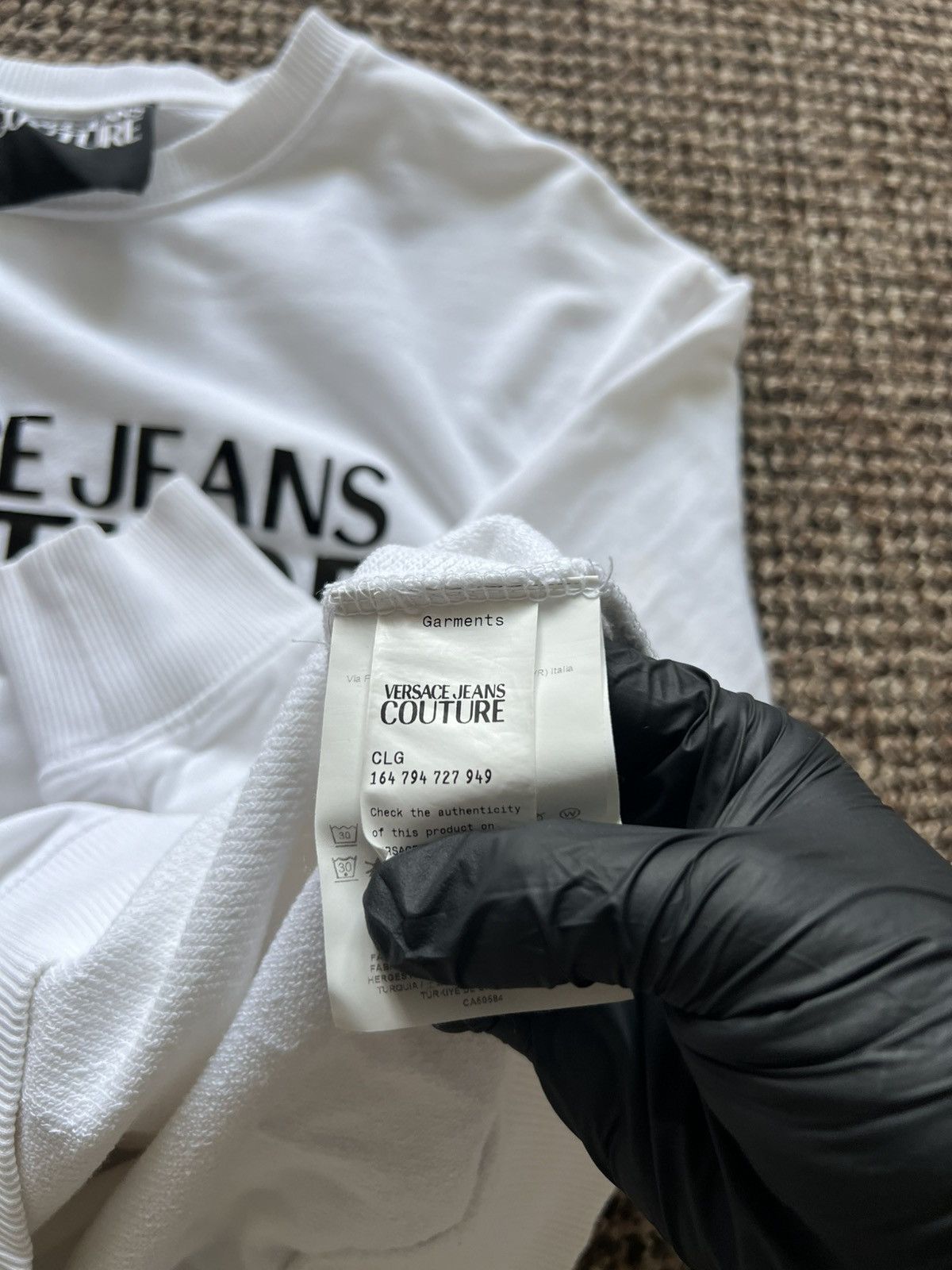 Versace Jeans Couture Versace Jeans Couture Big Logo Sweatshirt White Size US S / EU 44-46 / 1 - 9 Thumbnail