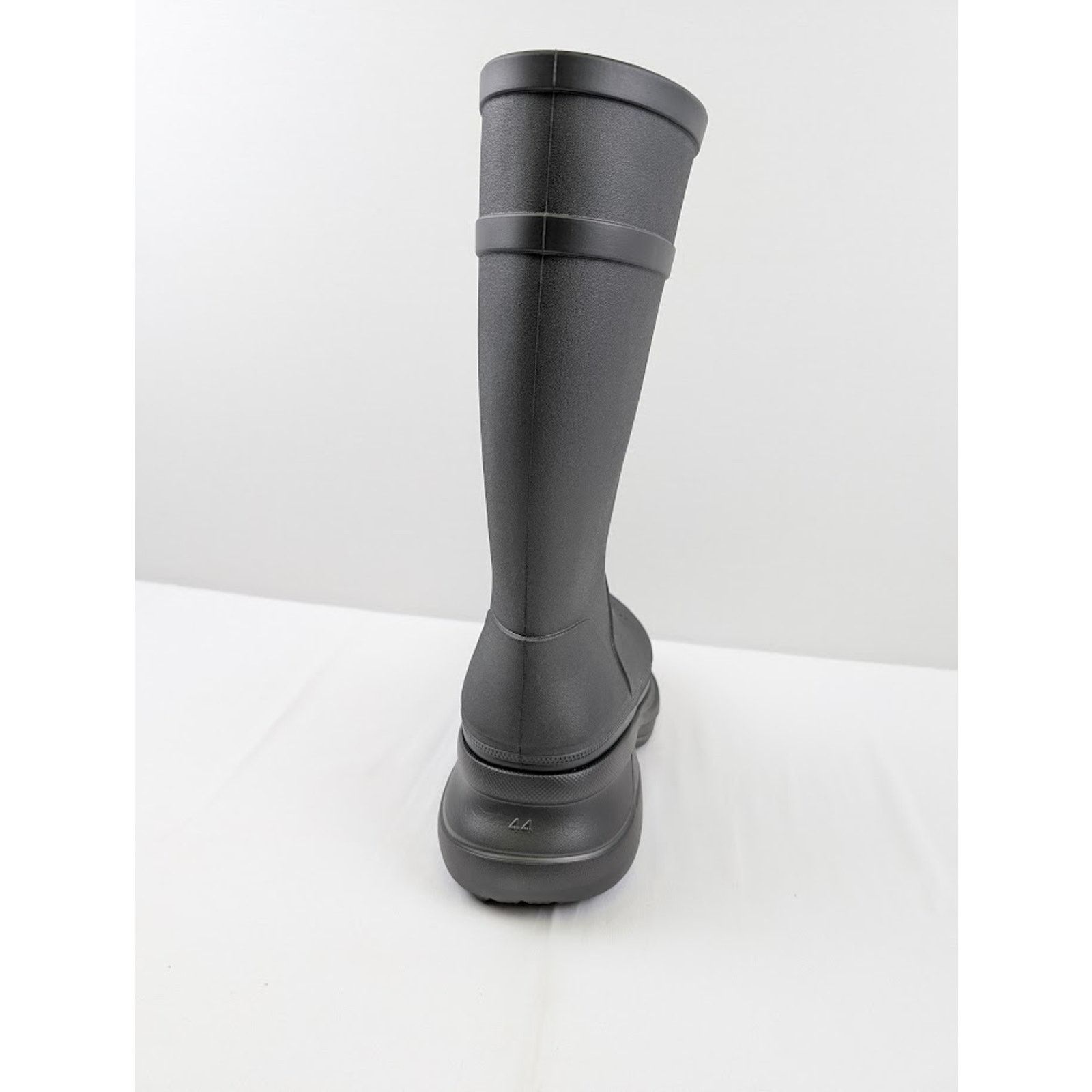 Balenciaga o1rshd1 Crocs Rubber Boots in Grafite Size US 10 / EU 43 - 9 Thumbnail