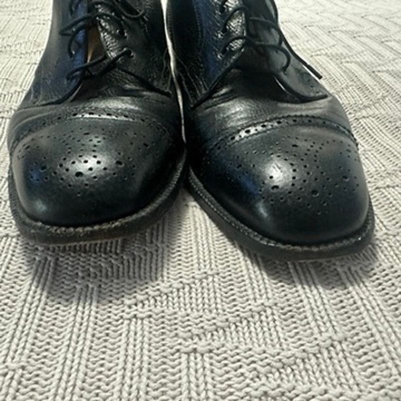 Salvatore Ferragamo Vintage Ferragamo black leather brogue oxfrod loafers Size US 11 / EU 44 - 2 Thumbnail