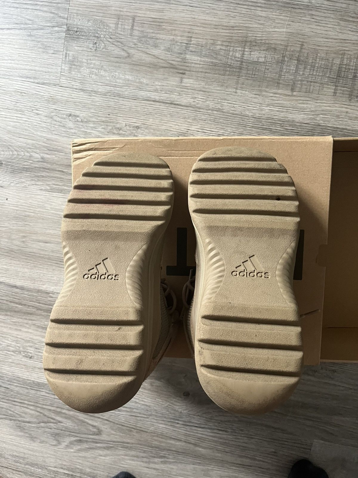 Yeezy Yeezy boots Size US 11 / EU 44 - 4 Thumbnail