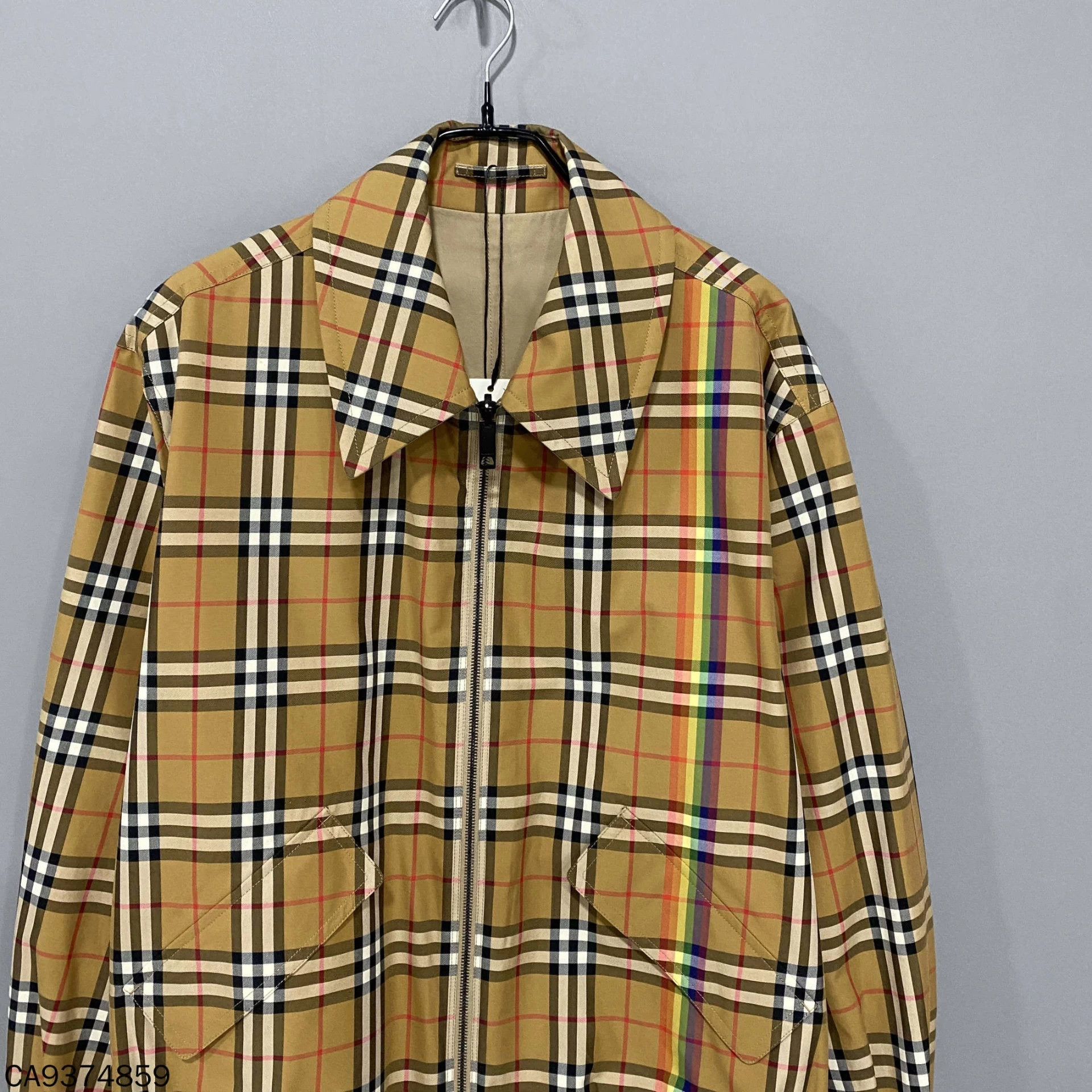 Burberry Burberry Rainbow Check Double-Face Jacket M Size M / US 6-8 / IT 42-44 - 2 Thumbnail