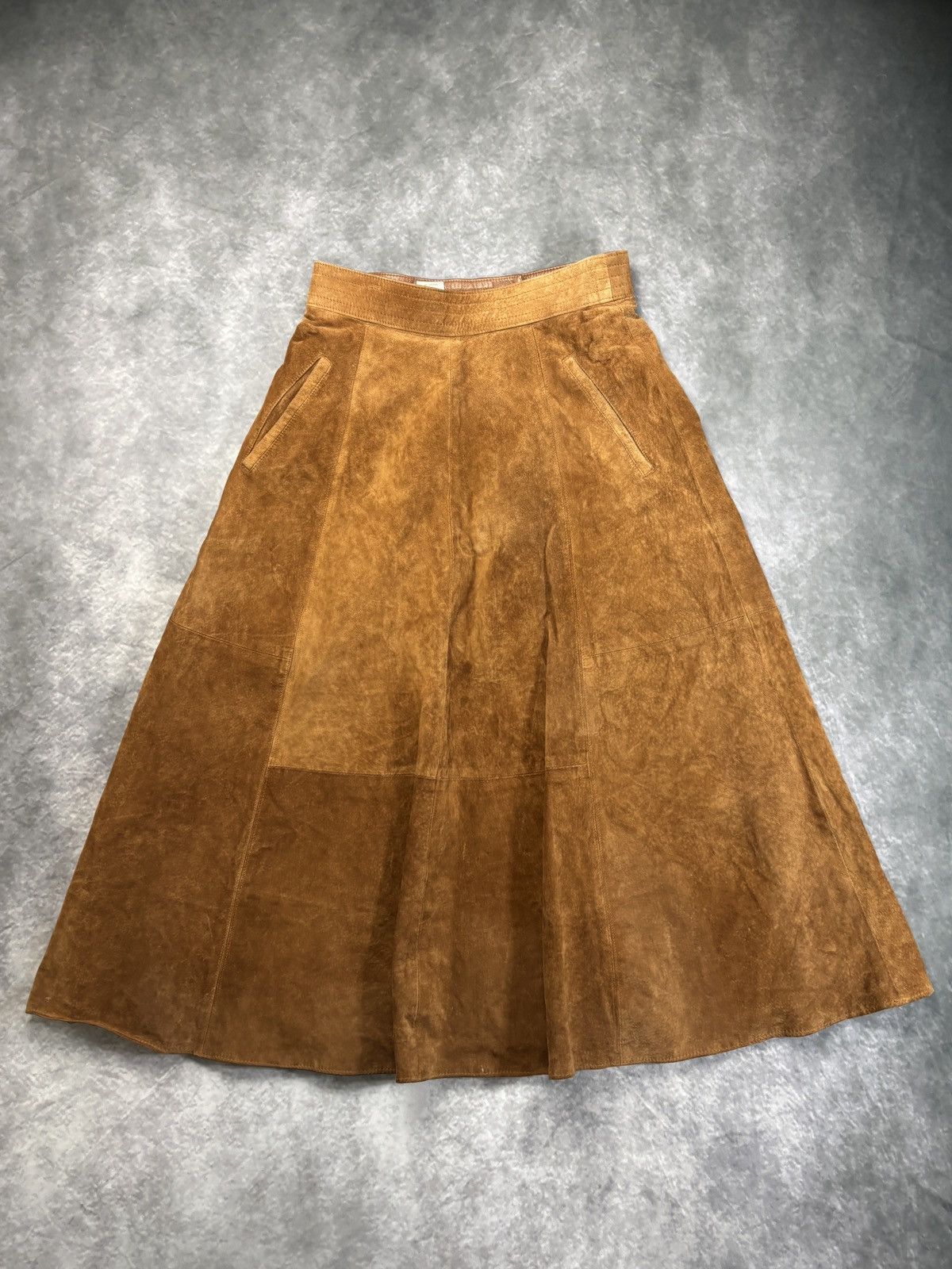 Leather × Marks & Spencer × Vintage 1960s Vintage Suede Skirt 1970s Suede Maxi Skirt St. Michael Size 28" / US 6 / IT 42 - 20 Thumbnail