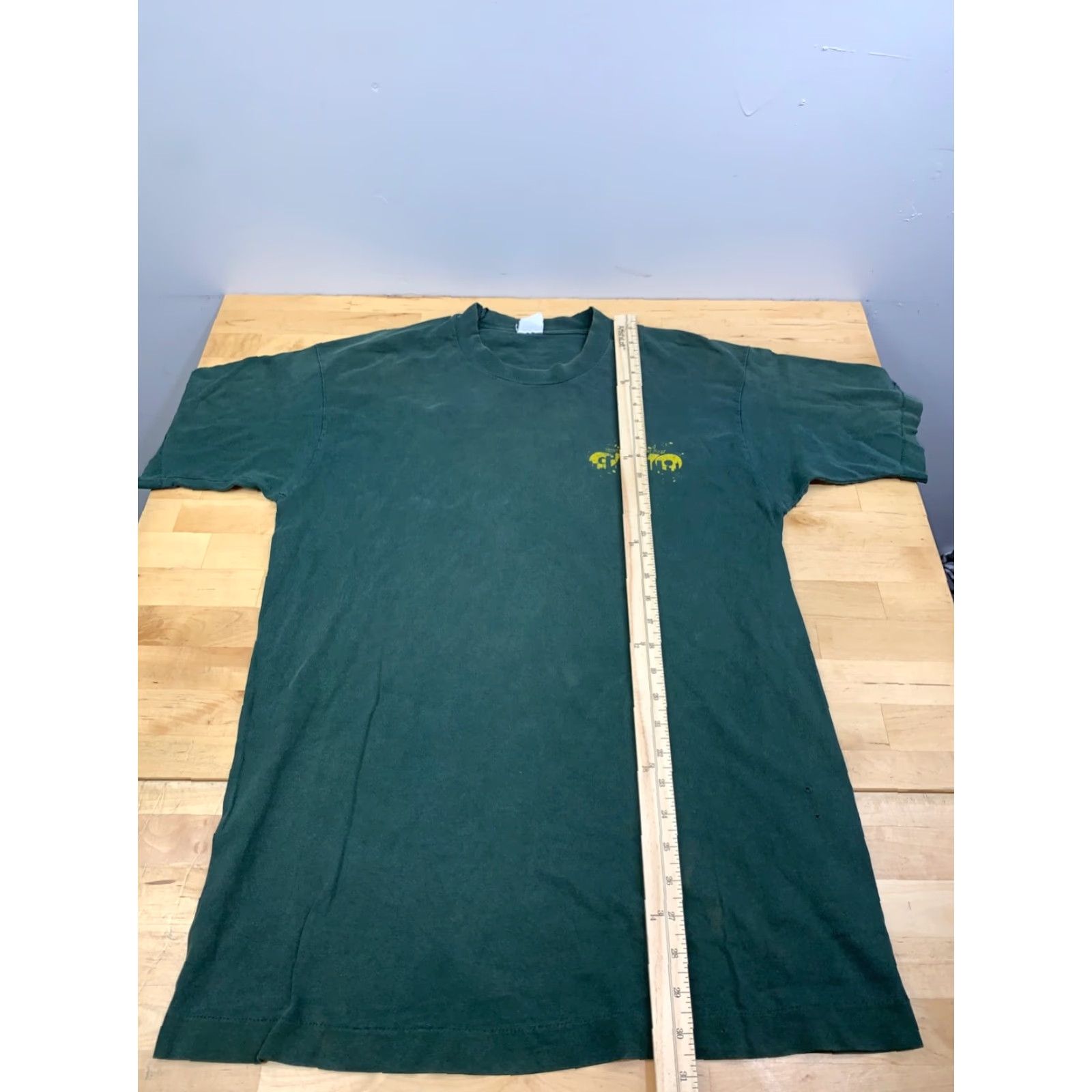 Fruit Of The Loom VINTAGE Fruit of the Loom Shirt Mens L Green 90s Music Houston Texas One World One Music 12533 Size US L / EU 52-54 / 3 - 5 Thumbnail