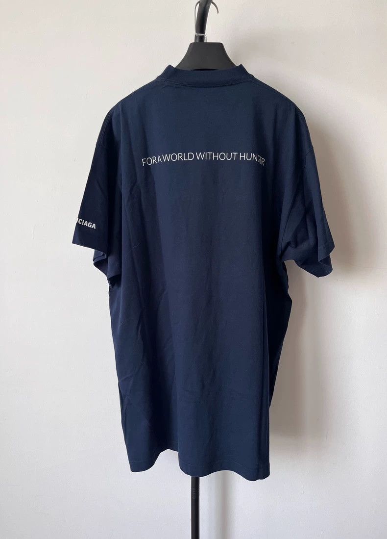 Balenciaga Balenciaga size 2 Letter Print Crew Neck Pullover Fitted Sh Size US S / EU 44-46 / 1 - 2 Thumbnail