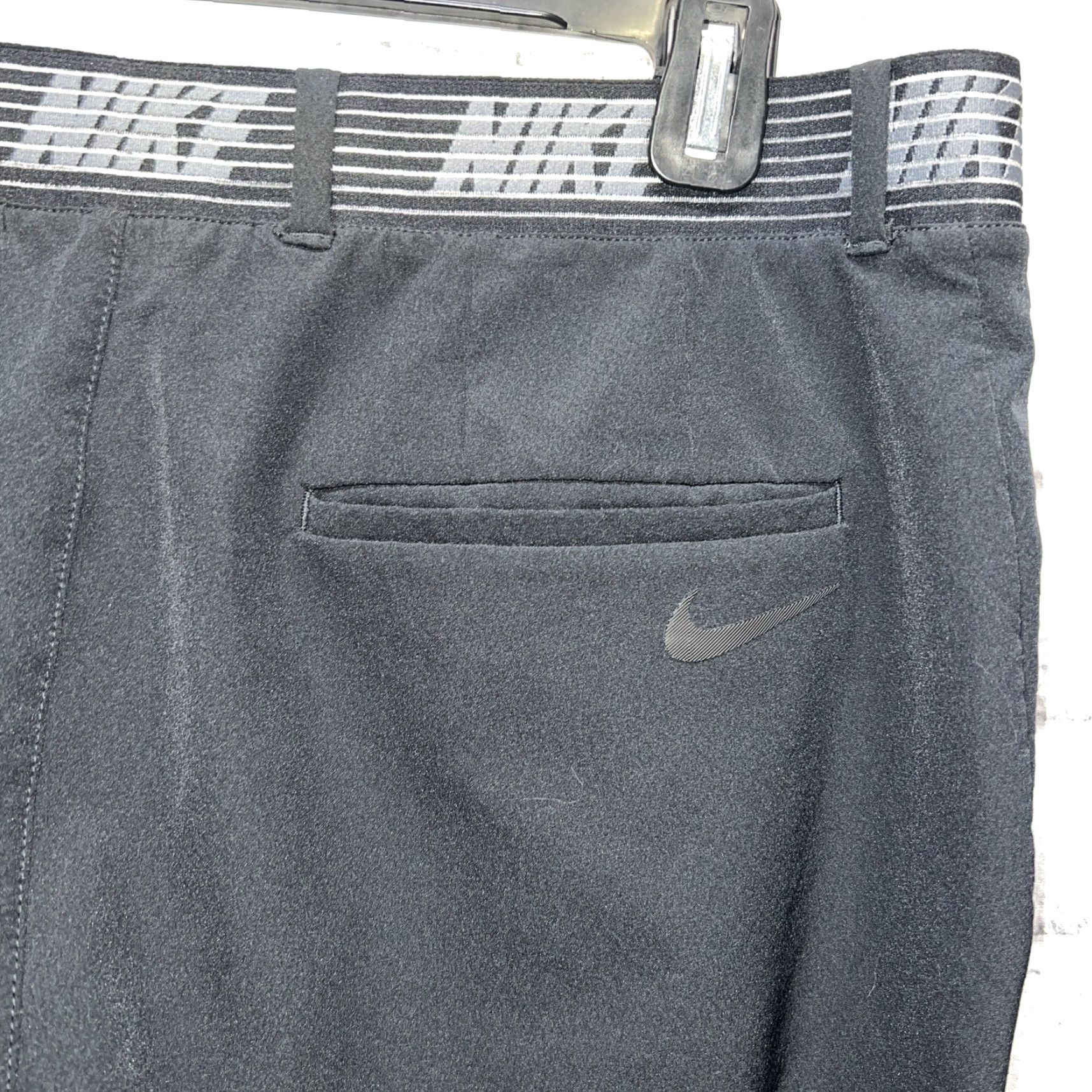 Nike VINTAGE Nike Dri Fit Black Casual Golf Pants Mens 36x30 Size US 36 / EU 52 - 4 Thumbnail