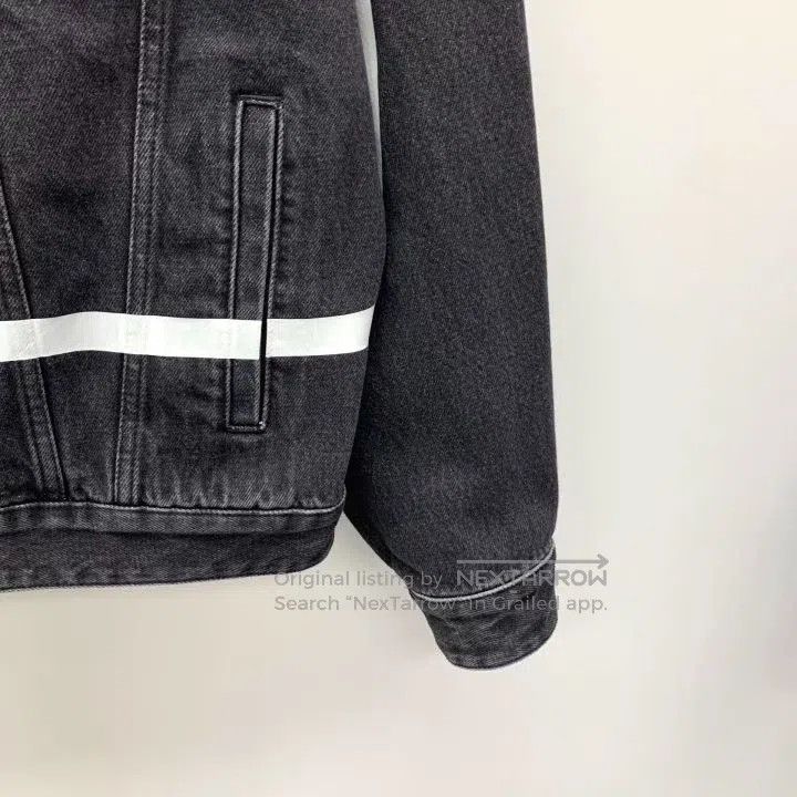 Valentino Valentino Black logo-print cotton lapel long-sleeved denim Size US S / EU 44-46 / 1 - 4 Thumbnail