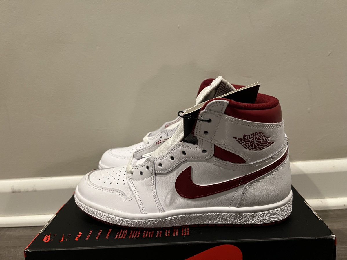 Jordan Brand Size 8.5 AIR JORDAN 1 RETRO HI 85 OG METALLIC BURGUNDY WHITE Size US 8.5 / EU 41-42 - 1 Thumbnail