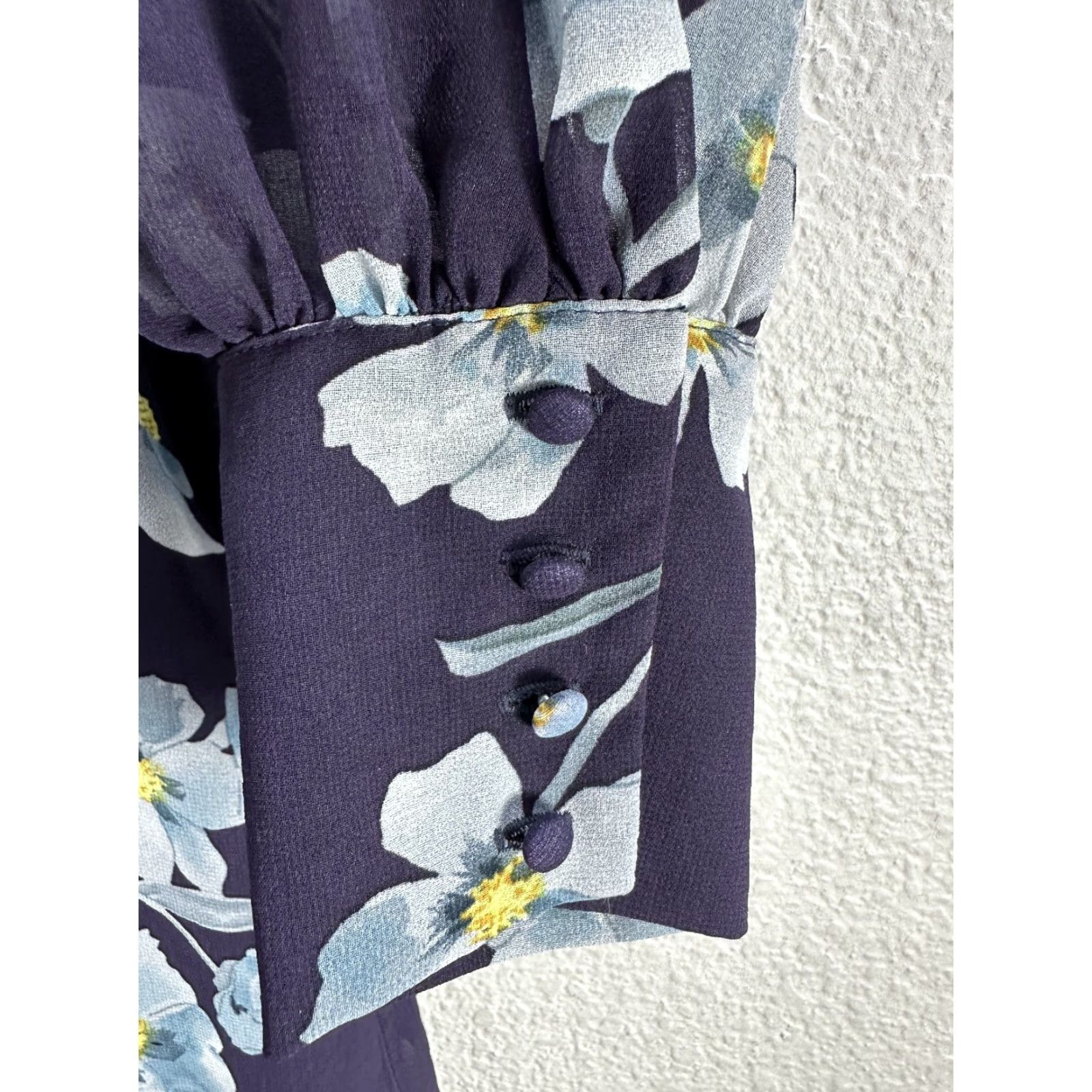 Vintage Cabi Ellery Long Puff Sleeve Shift Dress Purple Floral Sheer Lined Cocktail Sz S Womens Size S / US 4 / IT 40 - 6 Thumbnail