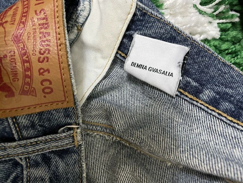 Vetements Vetements SizeL 17ss Zipper Patchwork Levis Jeans Size US 30 / EU 46 - 5 Thumbnail