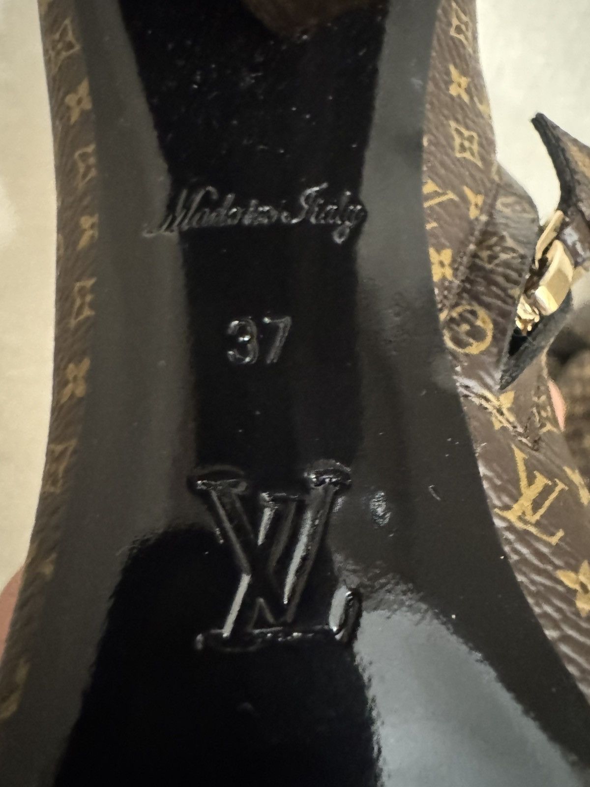 Louis Vuitton Luis Vuitton Nano Monogram Silhouette Ankle Boots Size 37 Size US 7 / IT 37 - 8 Thumbnail