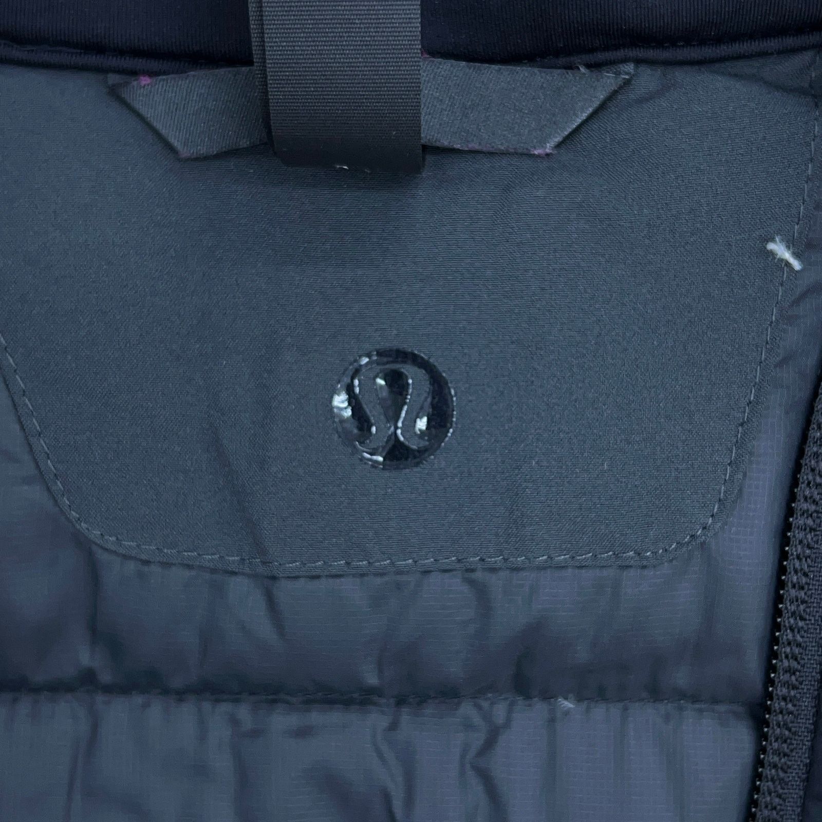Lululemon Lululemon Mens Size L Vest Down For It All Puffer 700 Fill Size US L / EU 52-54 / 3 - 19 Thumbnail