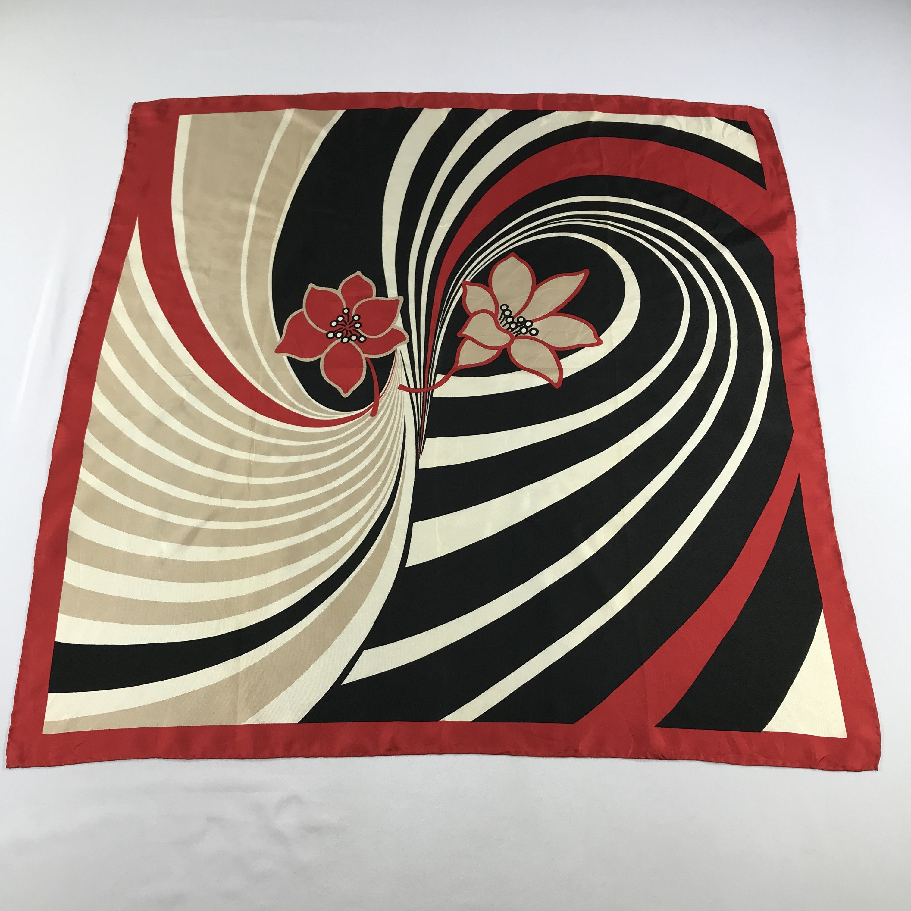 Japanese Brand Vintage Luxury Design Floral Silk Scarf M176 Size ONE SIZE - 2 Thumbnail