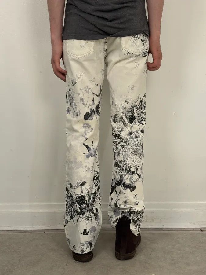 Just Cavalli 2000s Cavalli White Floral Obscure Cozy Pants Size US 32 / EU 48 - 4 Thumbnail