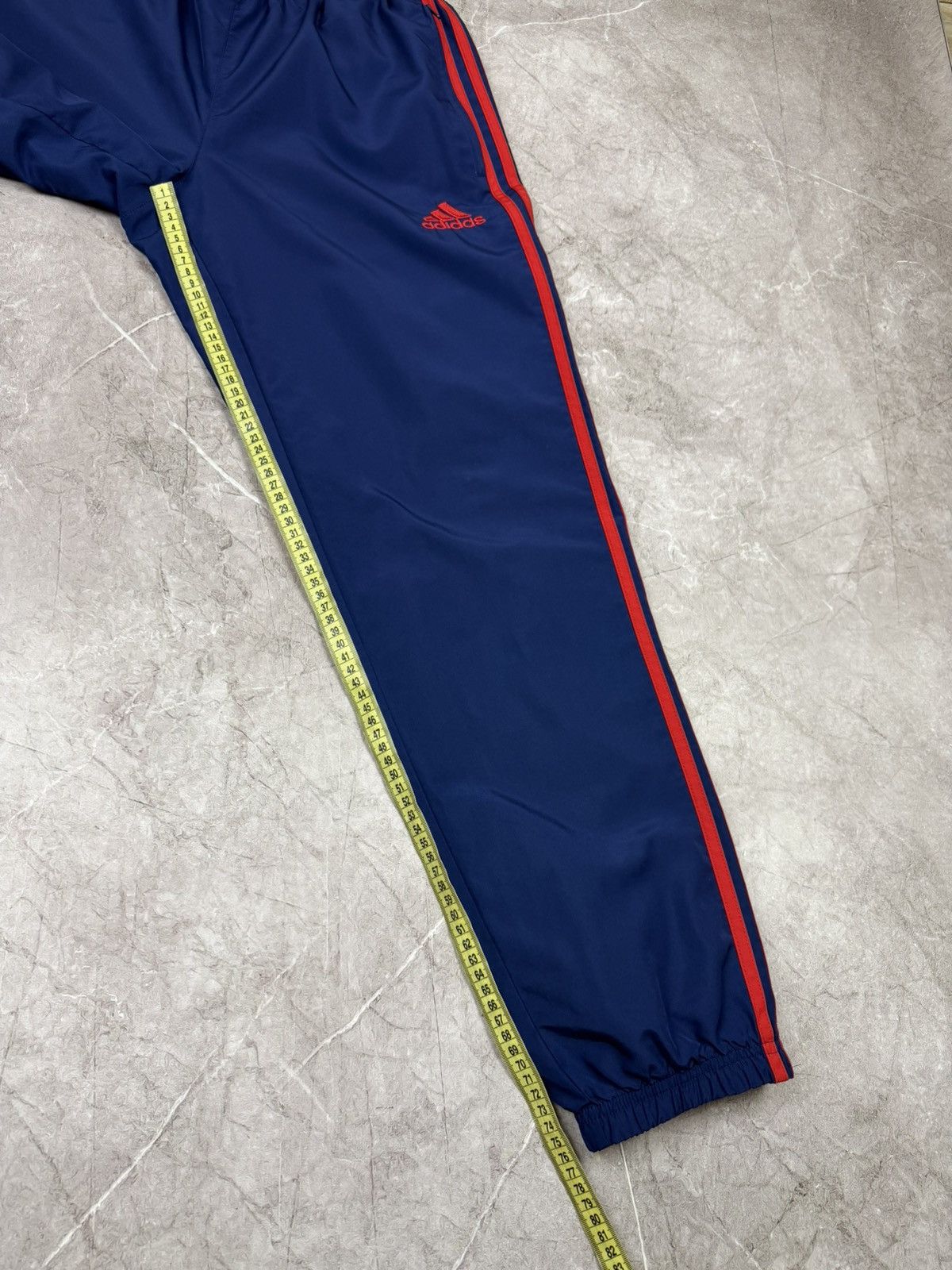 Adidas Vintage Adidas Manchester United Nylon Pants Size US 32 / EU 48 - 9 Thumbnail