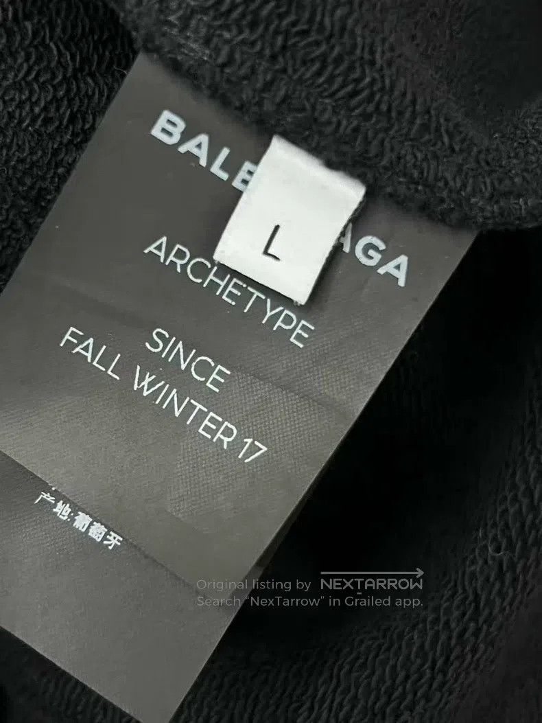 Balenciaga Balenciaga Logo Letter Sweatshirt Size US L / EU 52-54 / 3 - 5 Thumbnail