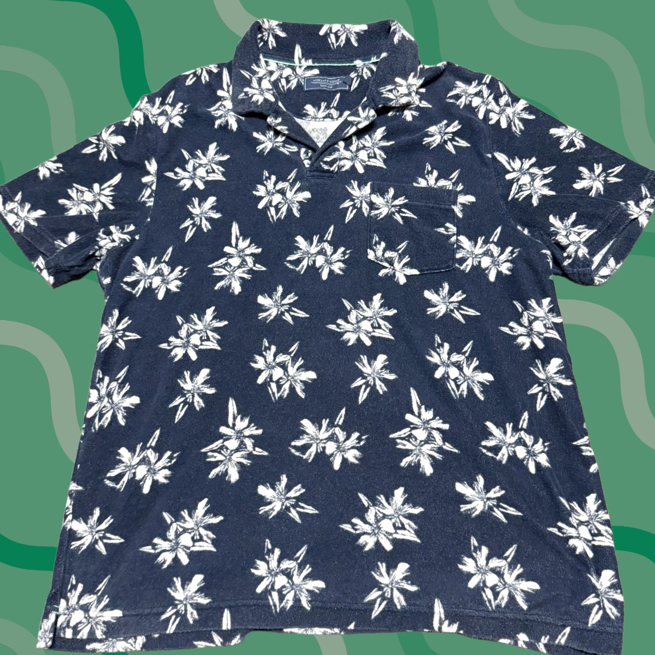 Vineyard Vines Vineyard Vines Polo Shirt Men L Floral Hawaiian Beach Cap Sleeve Short Sleeve Blue Cotton Polyester Regular-Brand-Logo-Terry Cloth? Size US L / EU 52-54 / 3 - 1 Thumbnail