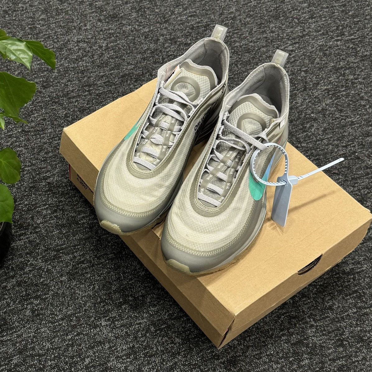 Nike × Off-White Nike Air Max 97 Off-white Menta Size US 9 / EU 42 - 2 Thumbnail
