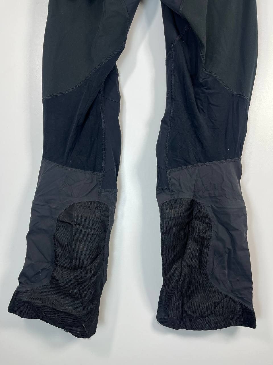 Other Salewa Men’s Technical Outdoor Pants Black Size M Size US 32 / EU 48 - 7 Thumbnail